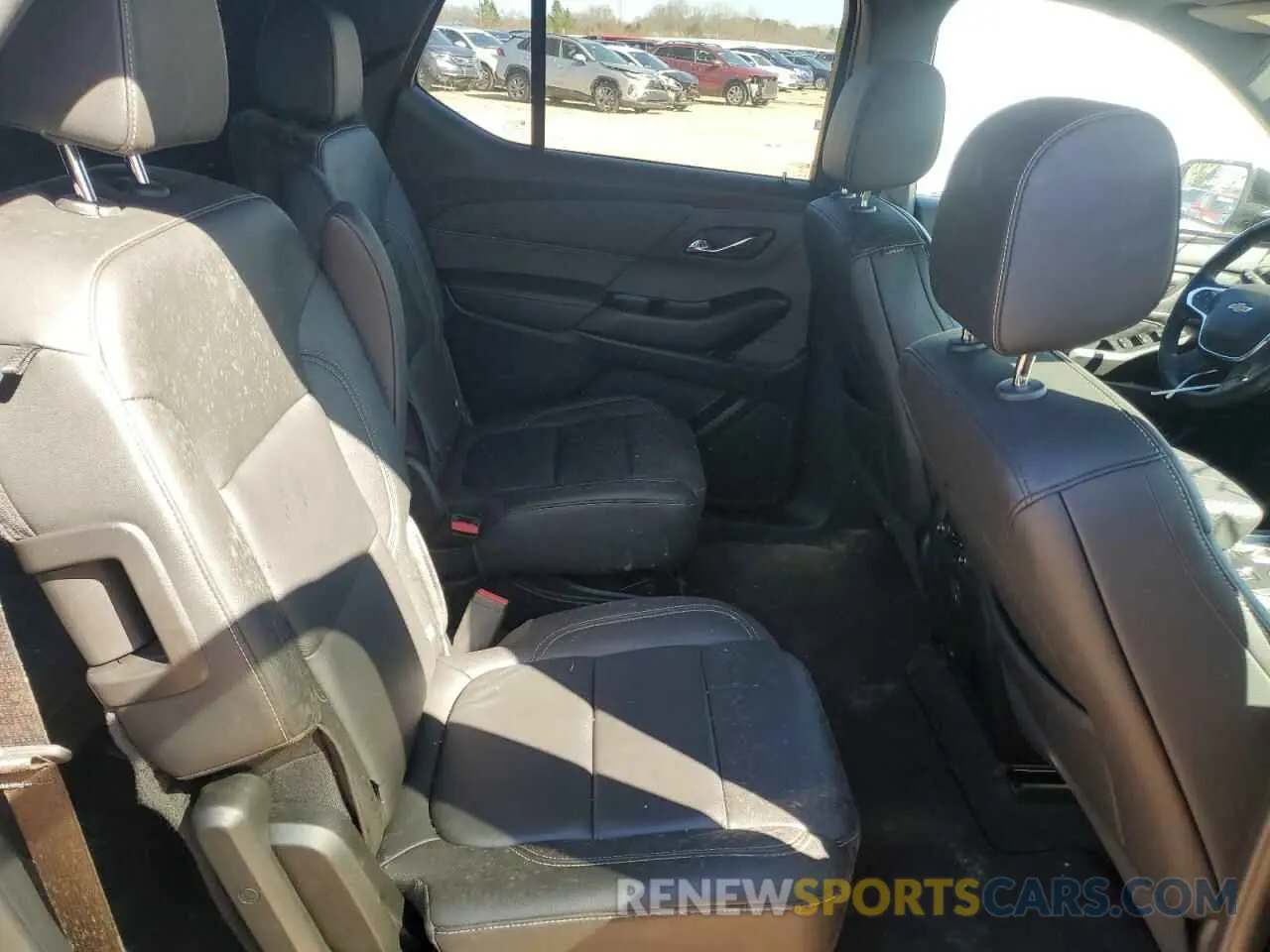 11 Фотография поврежденного автомобиля 1GNEVHKWXPJ282778 CHEVROLET TRAVERSE 2023