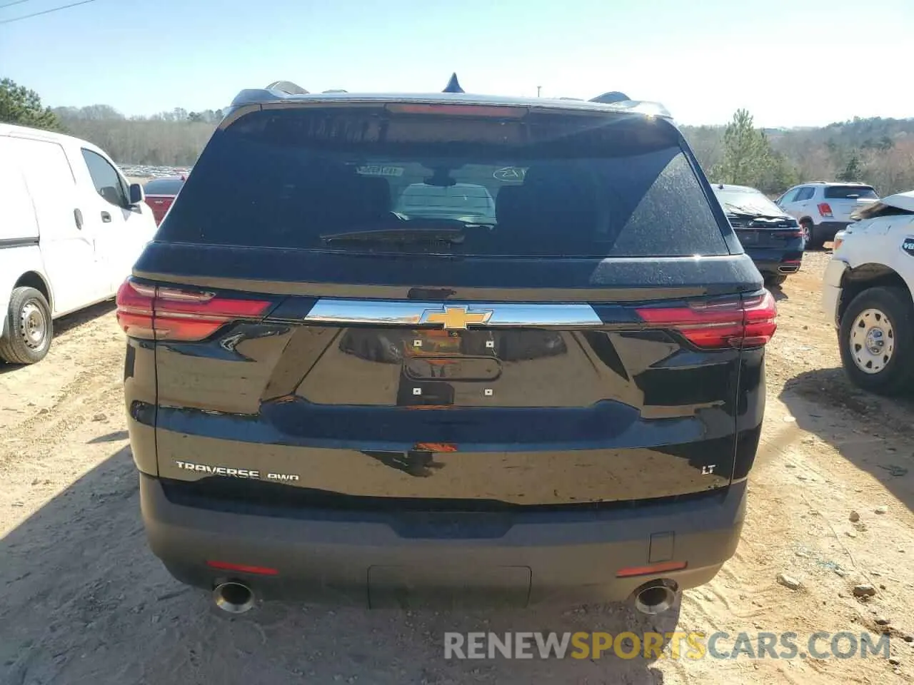 6 Фотография поврежденного автомобиля 1GNEVHKWXPJ282778 CHEVROLET TRAVERSE 2023