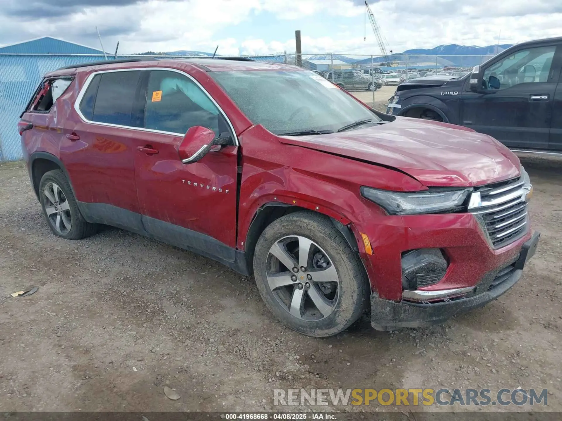 1 Фотография поврежденного автомобиля 1GNEVHKWXPJ298401 CHEVROLET TRAVERSE 2023