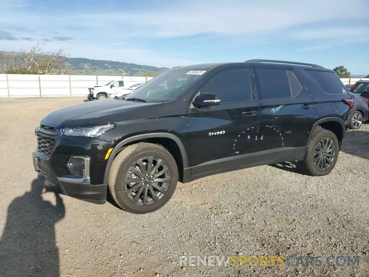1 Photograph of a damaged car 1GNEVJKW0PJ306335 CHEVROLET TRAVERSE 2023