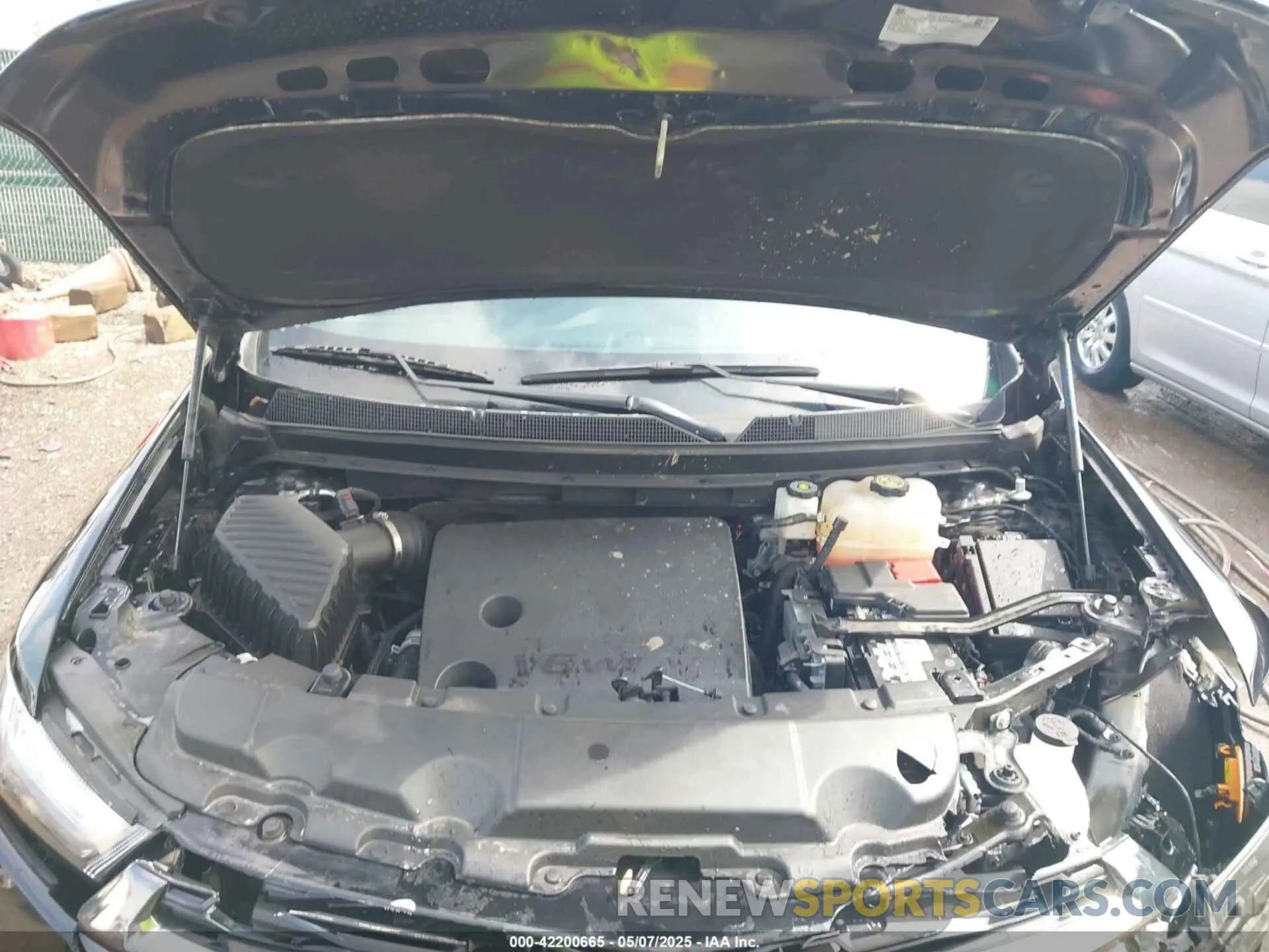 10 Photograph of a damaged car 1GNEVJKWXPJ290497 CHEVROLET TRAVERSE 2023
