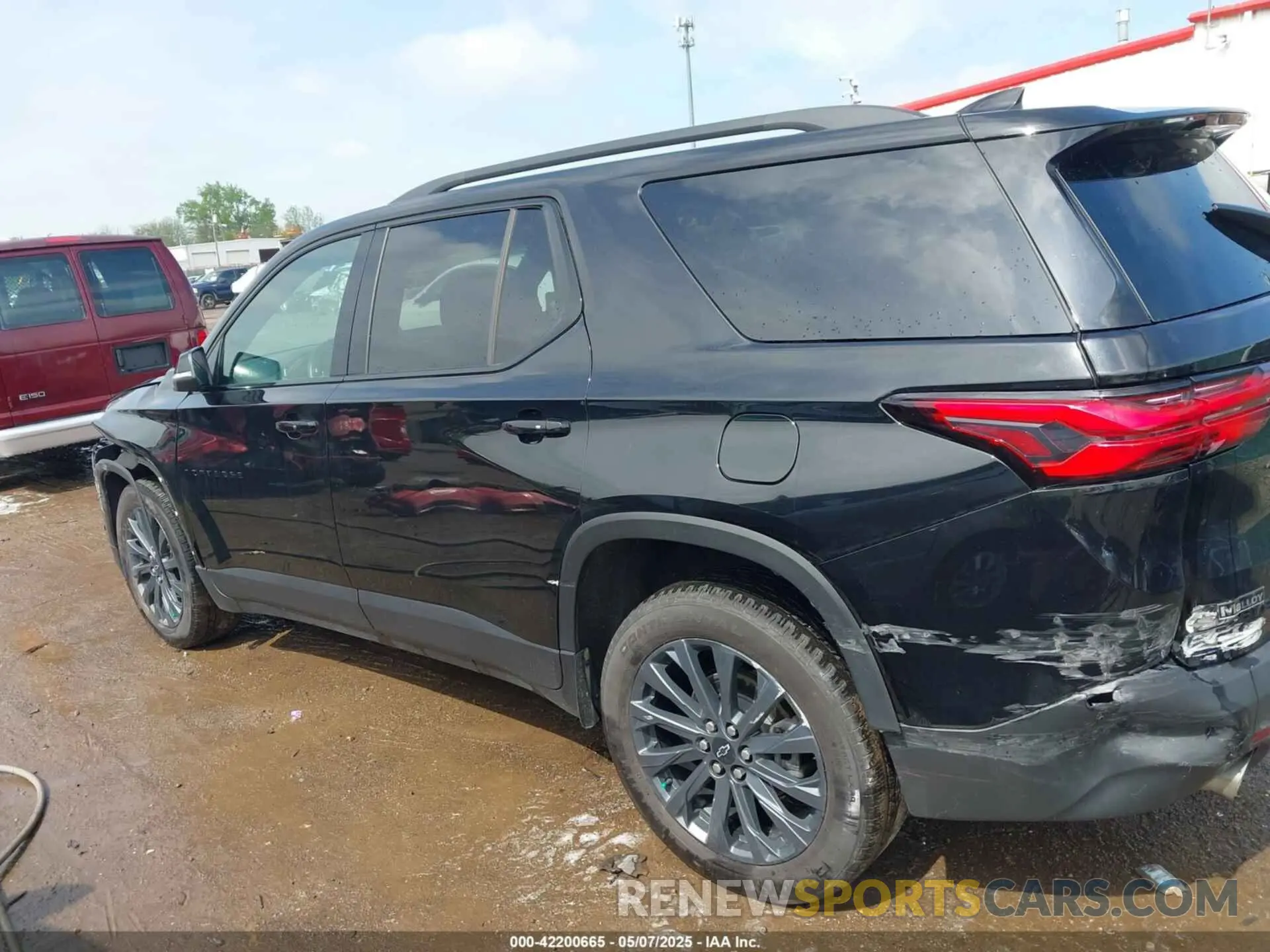 15 Photograph of a damaged car 1GNEVJKWXPJ290497 CHEVROLET TRAVERSE 2023