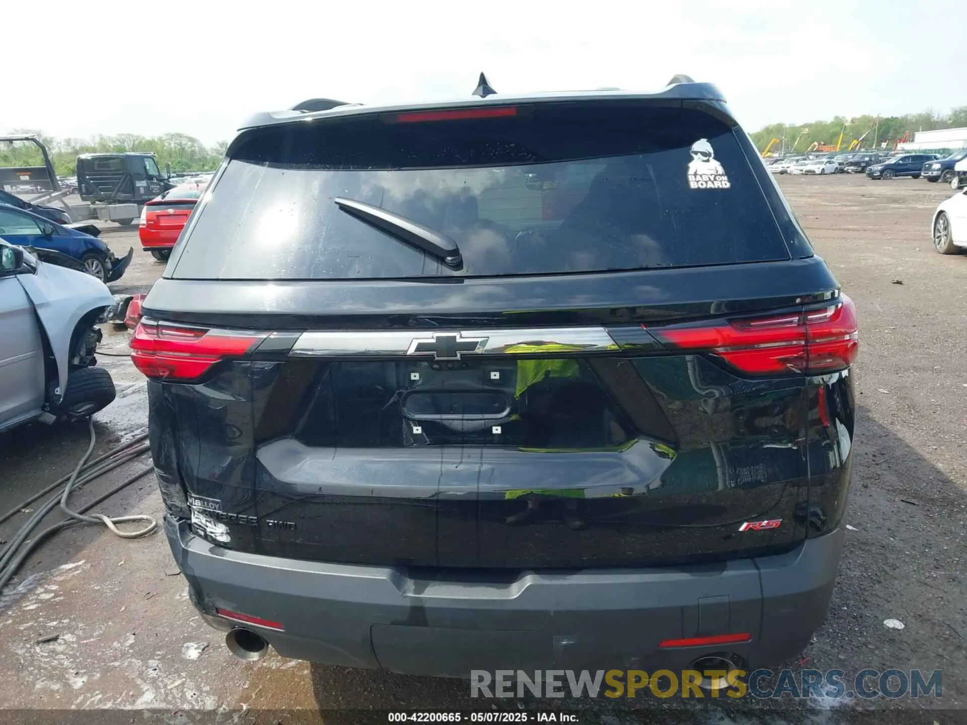 17 Photograph of a damaged car 1GNEVJKWXPJ290497 CHEVROLET TRAVERSE 2023