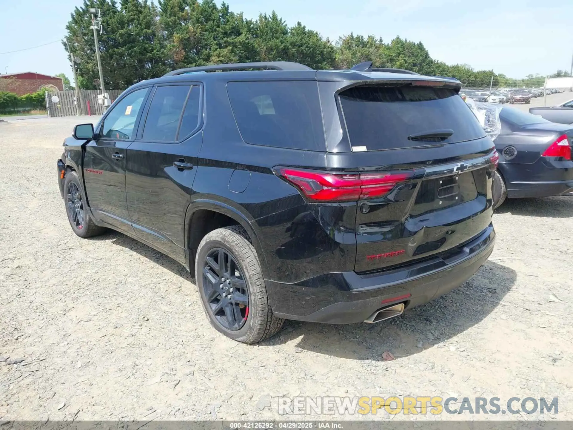 3 Фотография поврежденного автомобиля 1GNEVKKW0PJ237460 CHEVROLET TRAVERSE 2023