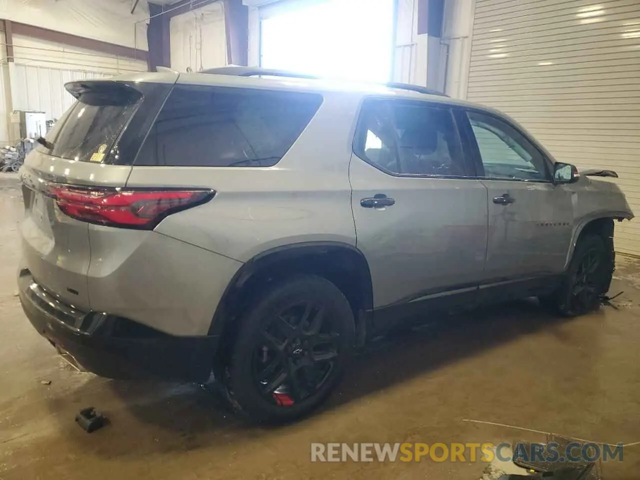 3 Photograph of a damaged car 1GNEVKKW1PJ269494 CHEVROLET TRAVERSE 2023