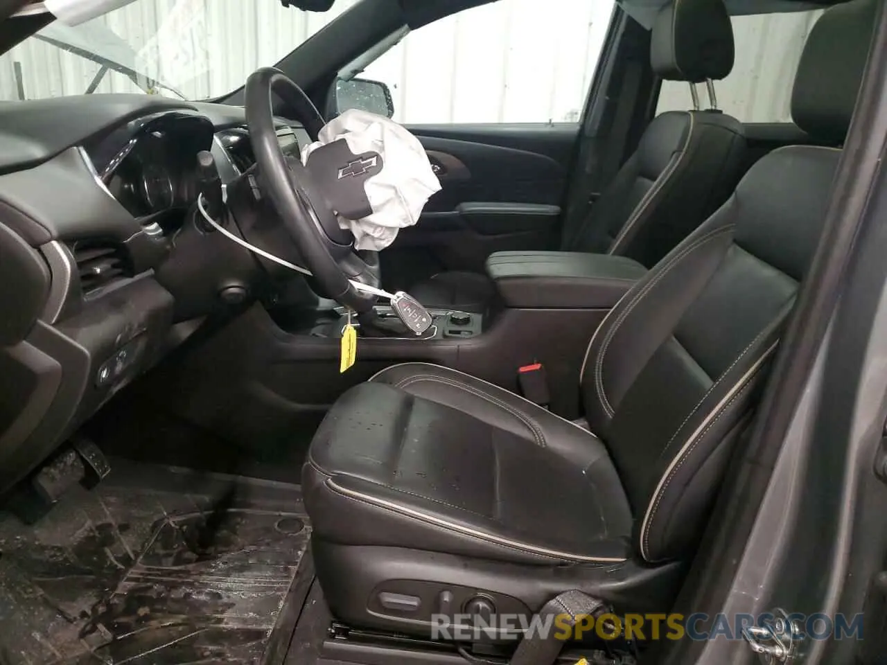 7 Photograph of a damaged car 1GNEVKKW1PJ269494 CHEVROLET TRAVERSE 2023