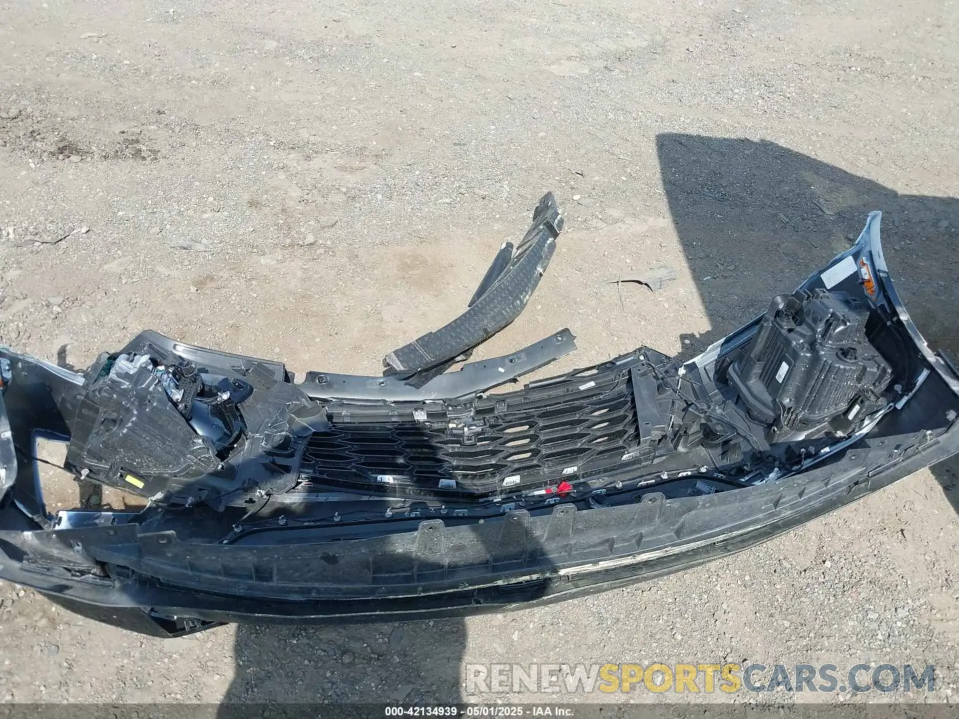 12 Photograph of a damaged car 1GNEVKKW2PJ257838 CHEVROLET TRAVERSE 2023