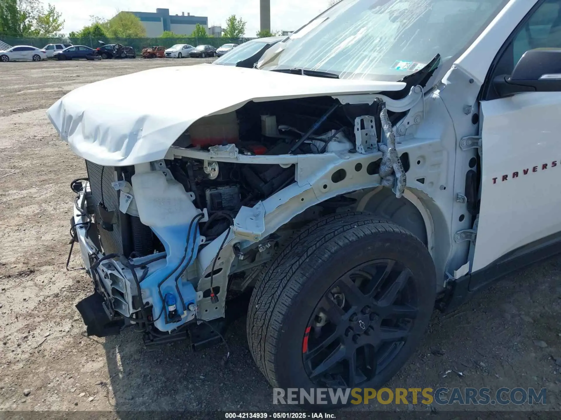 21 Photograph of a damaged car 1GNEVKKW2PJ257838 CHEVROLET TRAVERSE 2023