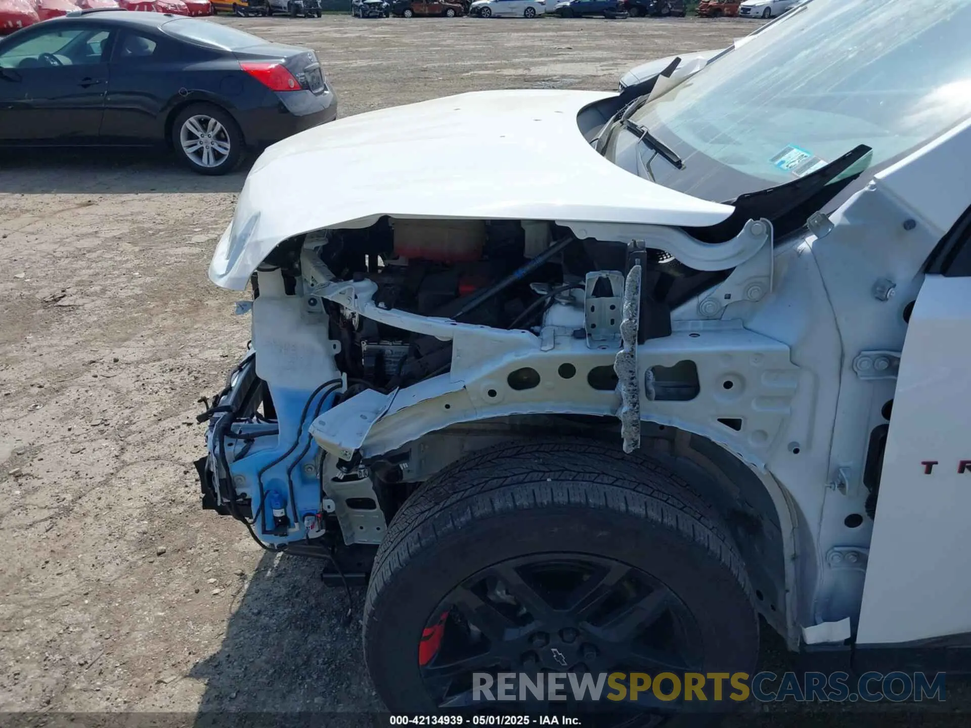 22 Photograph of a damaged car 1GNEVKKW2PJ257838 CHEVROLET TRAVERSE 2023