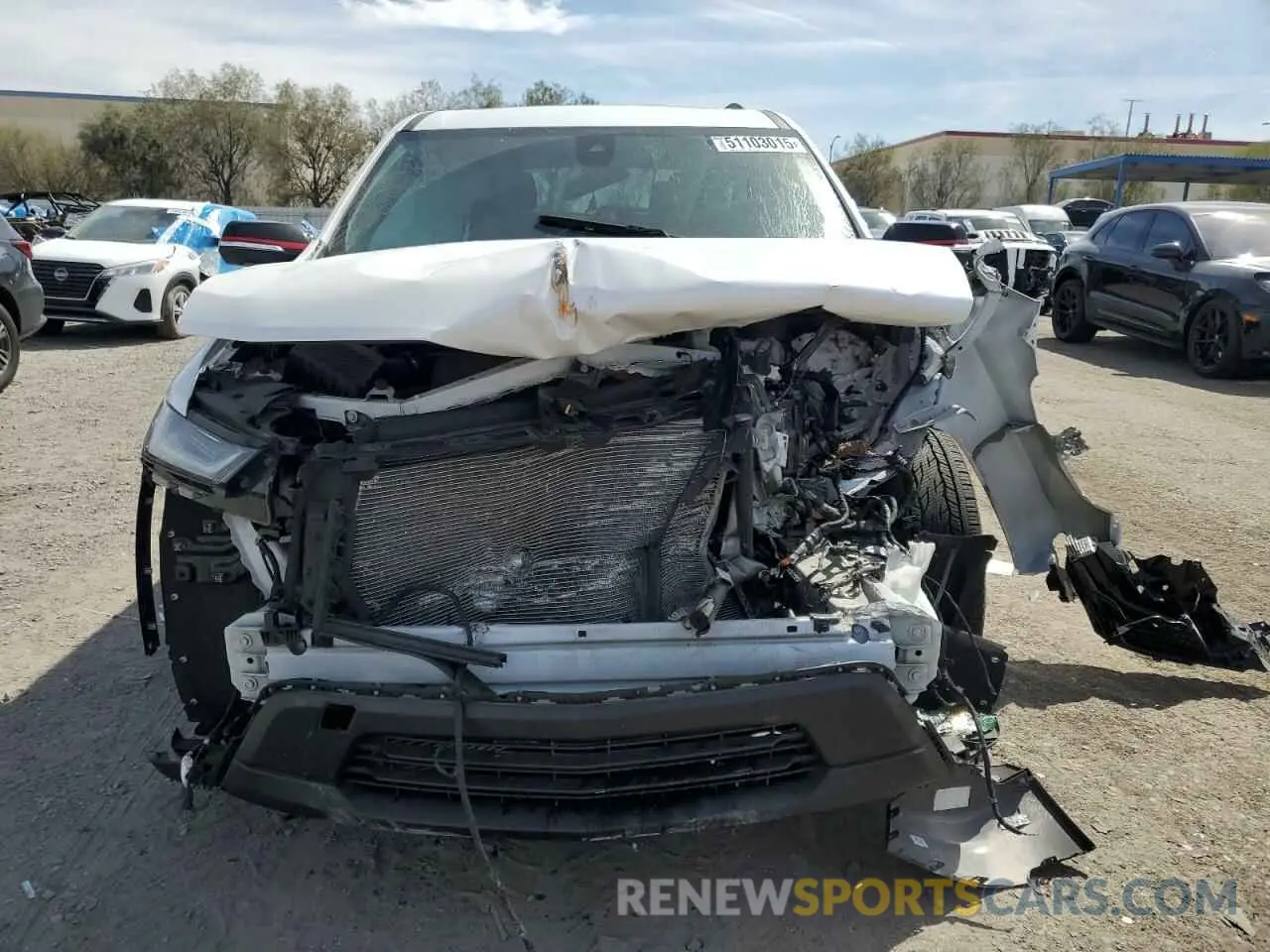 5 Фотография поврежденного автомобиля 1GNEVKKW3PJ304729 CHEVROLET TRAVERSE 2023