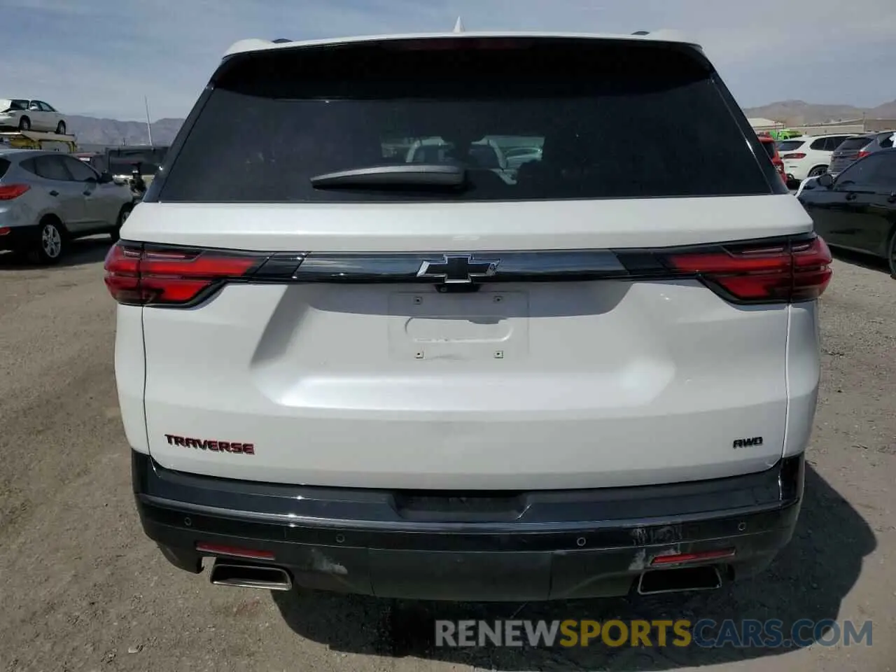 6 Фотография поврежденного автомобиля 1GNEVKKW3PJ304729 CHEVROLET TRAVERSE 2023