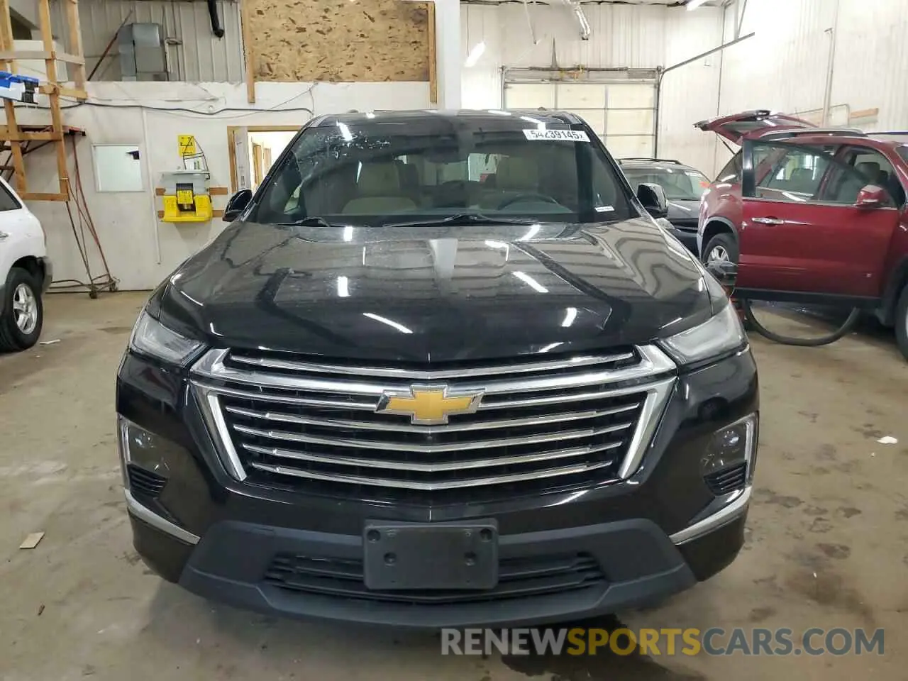 5 Фотография поврежденного автомобиля 1GNEVKKW4PJ290646 CHEVROLET TRAVERSE 2023