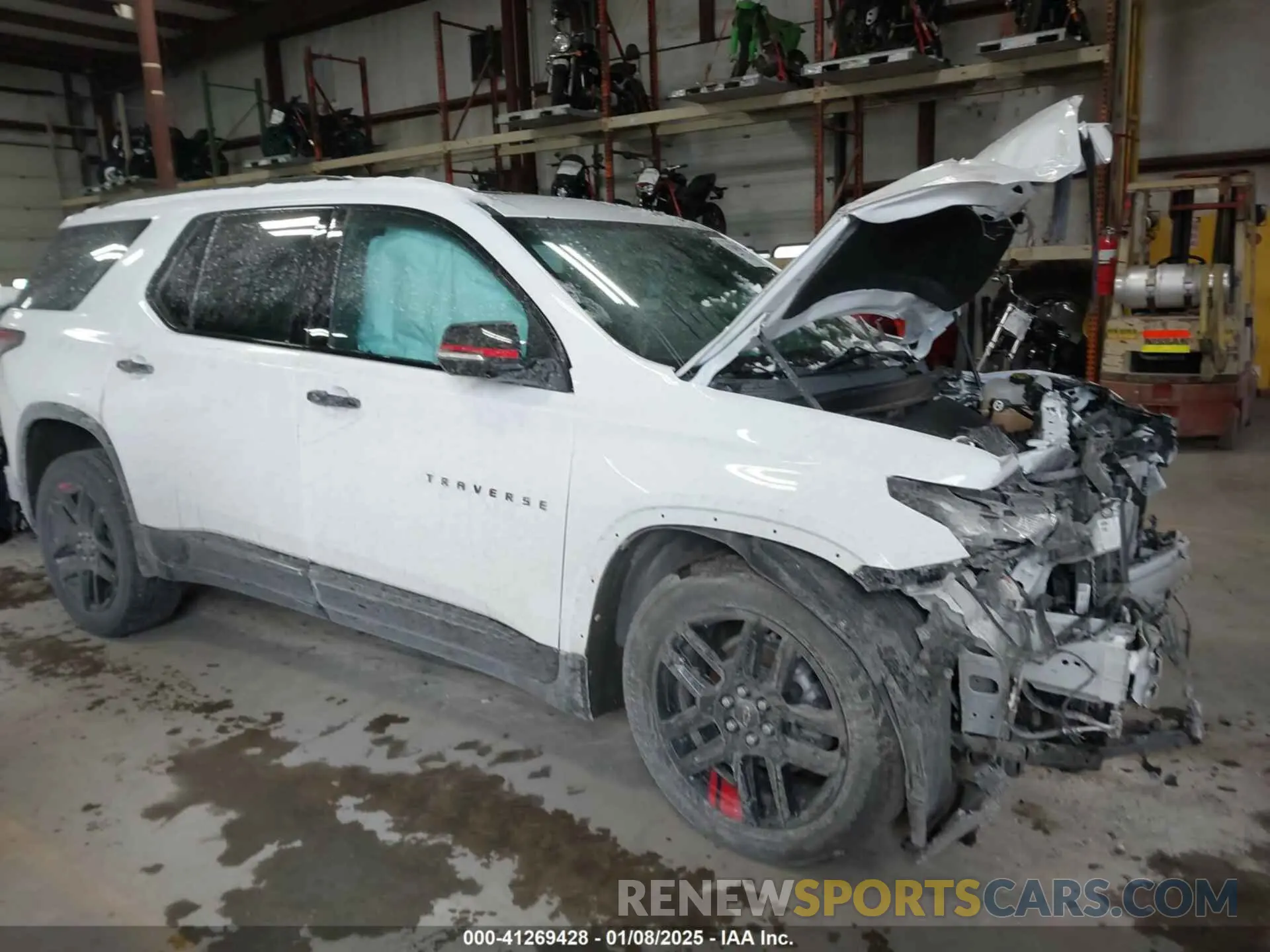 1 Photograph of a damaged car 1GNEVKKW4PJ305307 CHEVROLET TRAVERSE 2023