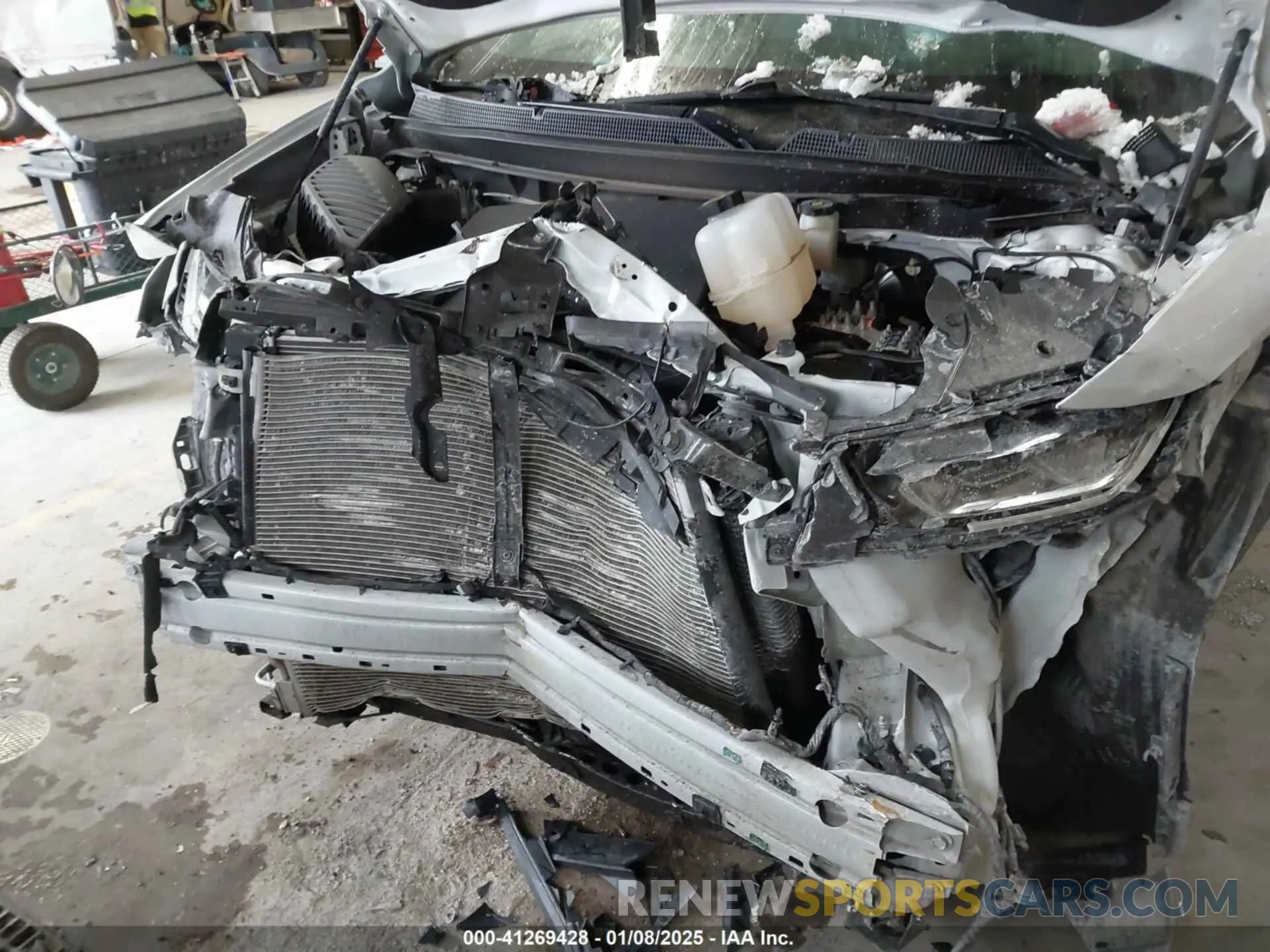 6 Photograph of a damaged car 1GNEVKKW4PJ305307 CHEVROLET TRAVERSE 2023