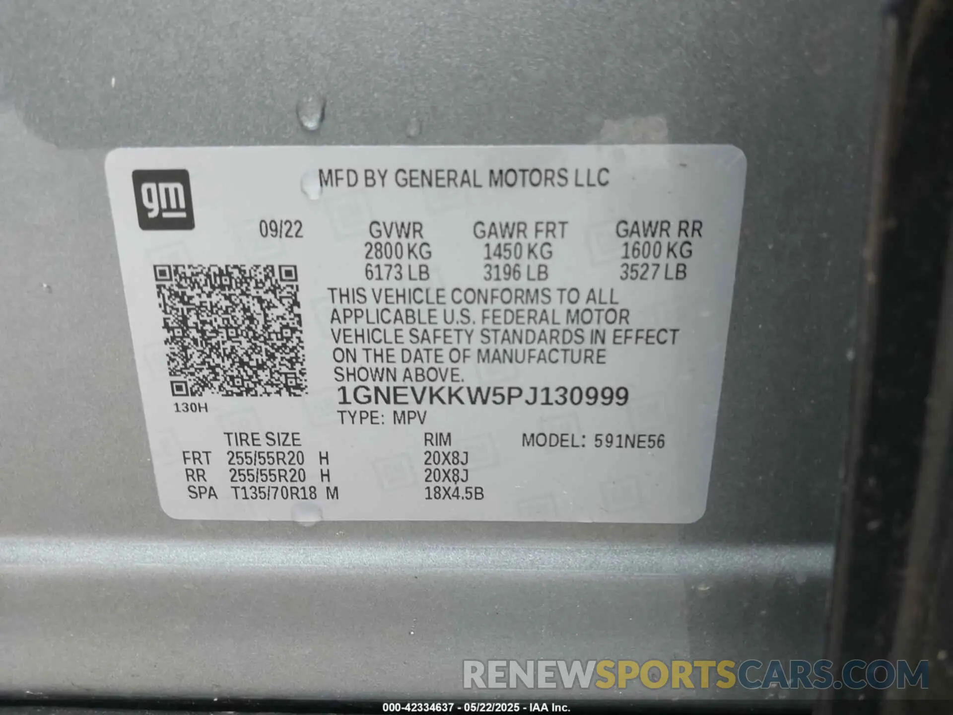 9 Photograph of a damaged car 1GNEVKKW5PJ130999 CHEVROLET TRAVERSE 2023