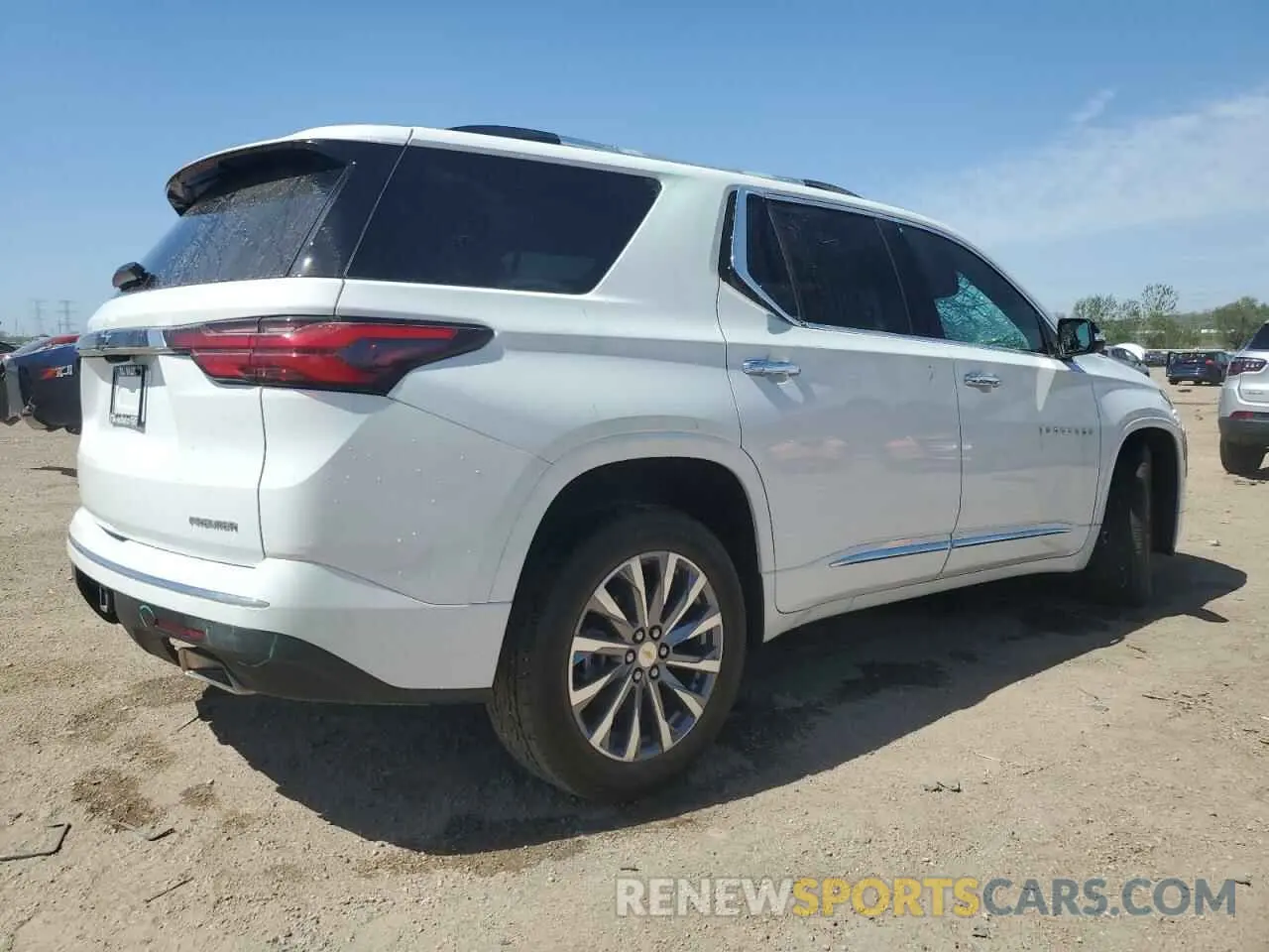 3 Photograph of a damaged car 1GNEVKKWXPJ181060 CHEVROLET TRAVERSE 2023