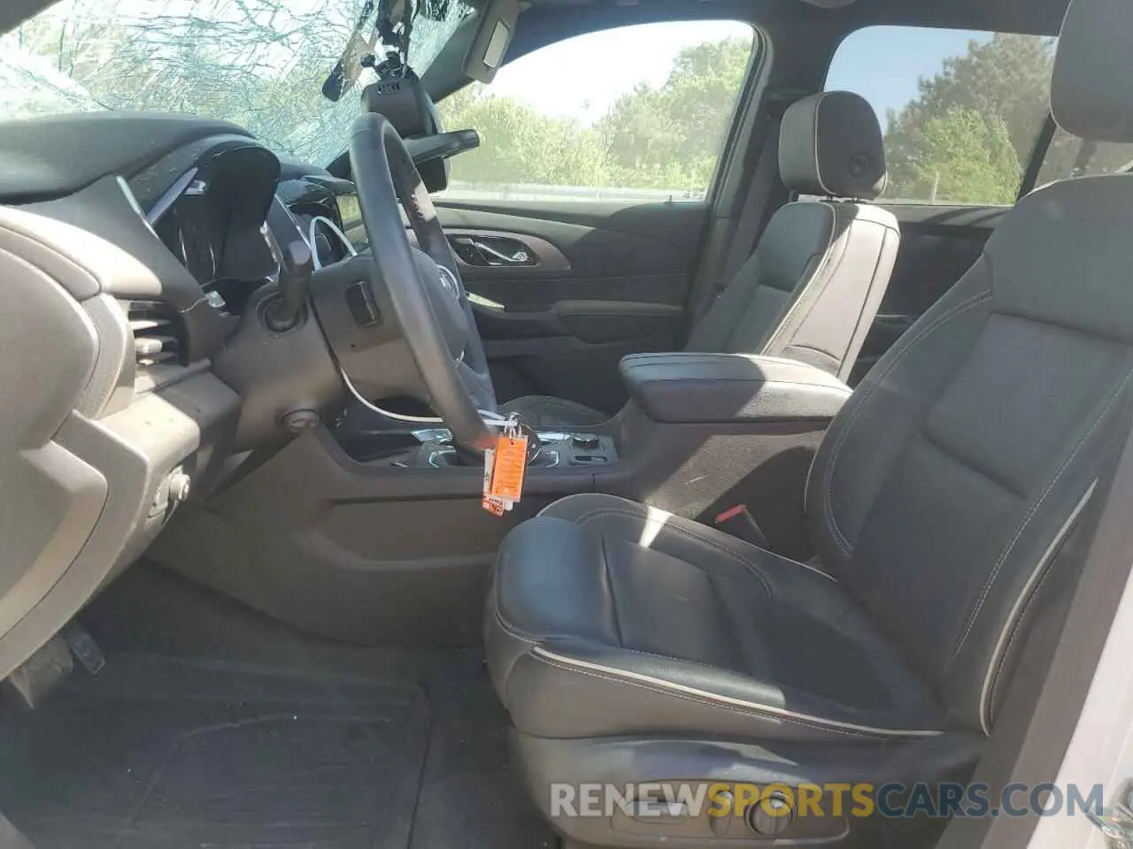 7 Photograph of a damaged car 1GNEVKKWXPJ181060 CHEVROLET TRAVERSE 2023