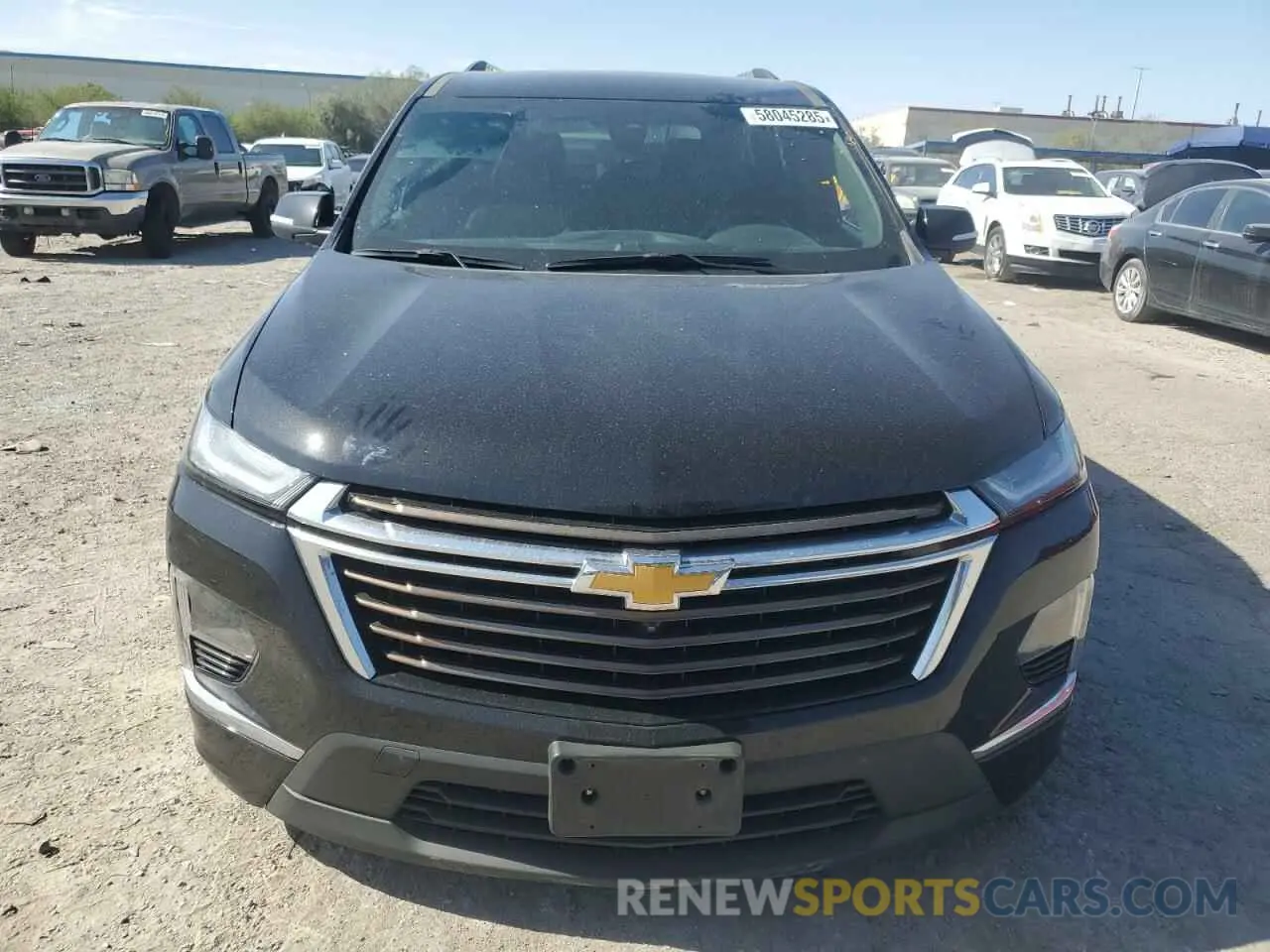 5 Photograph of a damaged car 1GNEVNKW3PJ180589 CHEVROLET TRAVERSE 2023