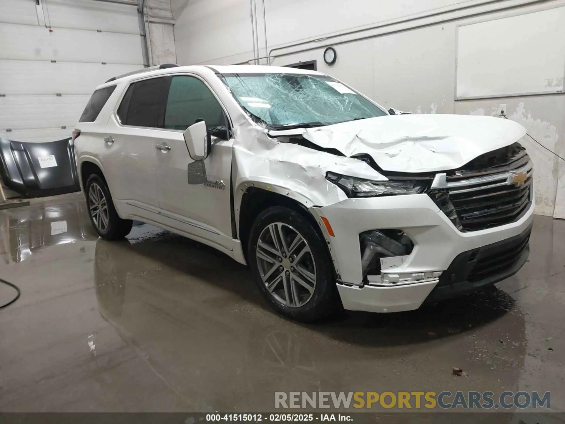 1 Фотография поврежденного автомобиля 1GNEVNKWXPJ176247 CHEVROLET TRAVERSE 2023