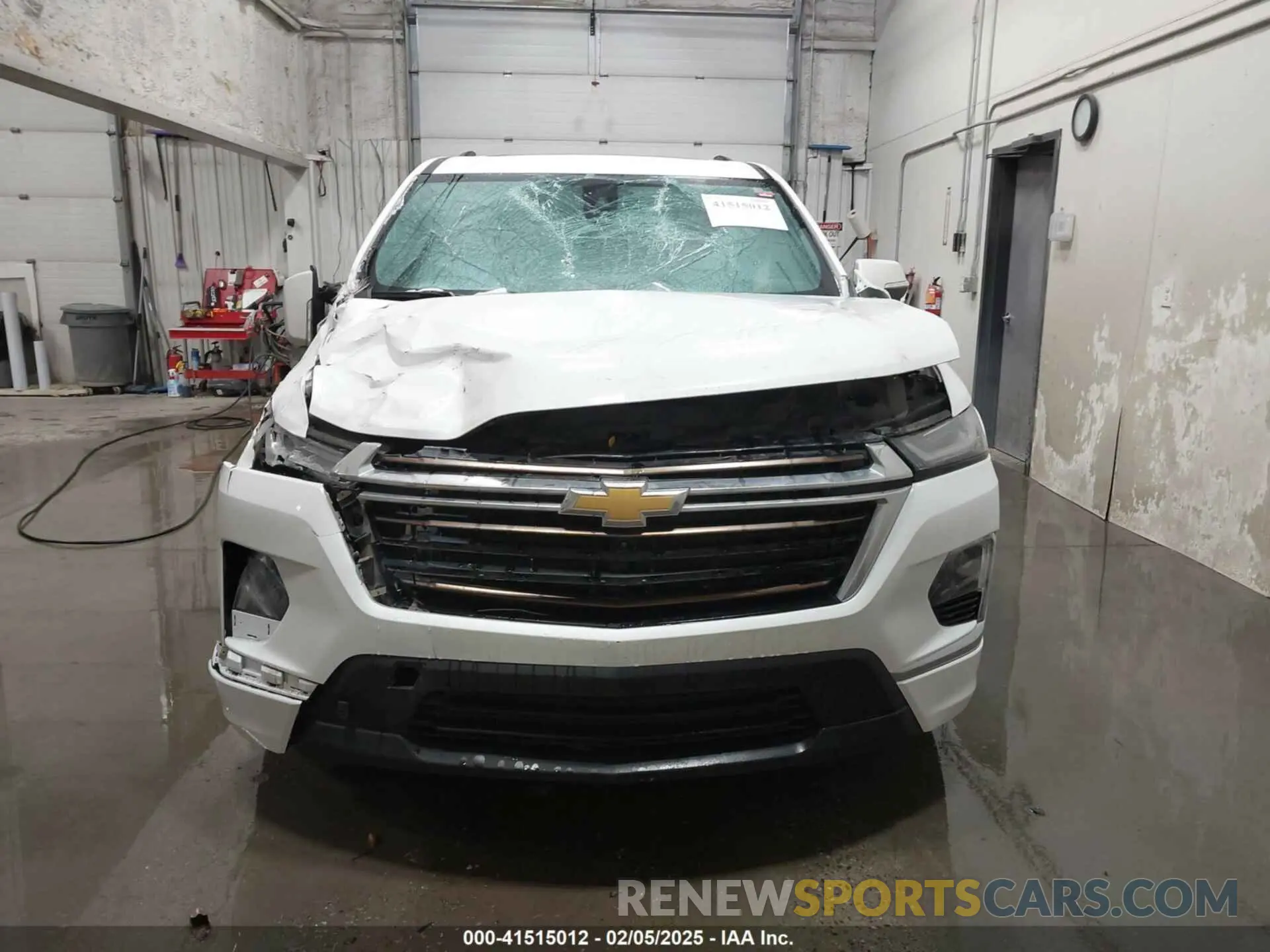 12 Фотография поврежденного автомобиля 1GNEVNKWXPJ176247 CHEVROLET TRAVERSE 2023