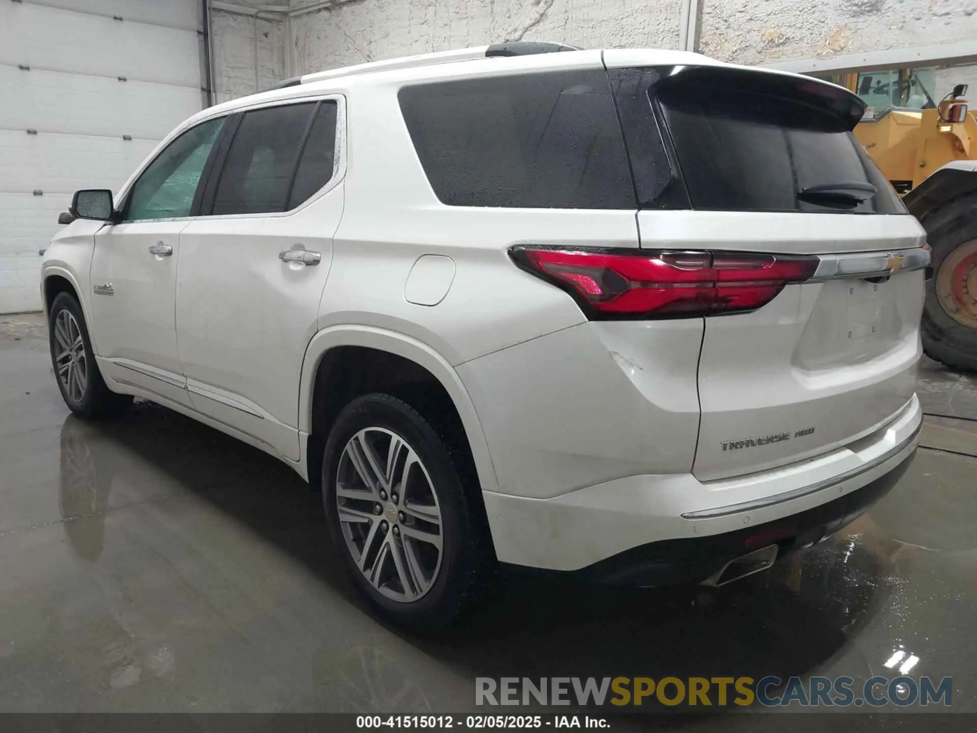 3 Фотография поврежденного автомобиля 1GNEVNKWXPJ176247 CHEVROLET TRAVERSE 2023