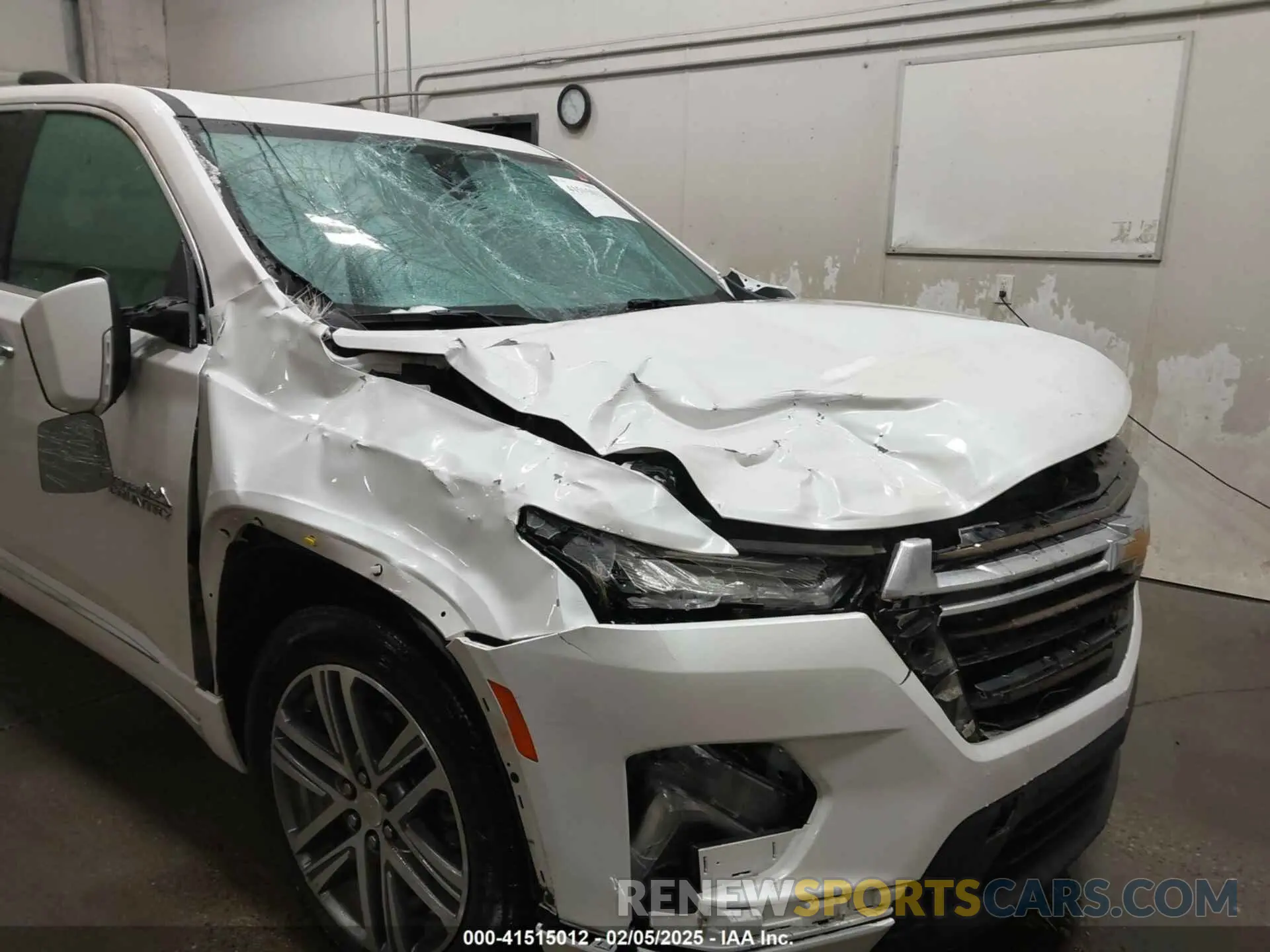 6 Фотография поврежденного автомобиля 1GNEVNKWXPJ176247 CHEVROLET TRAVERSE 2023