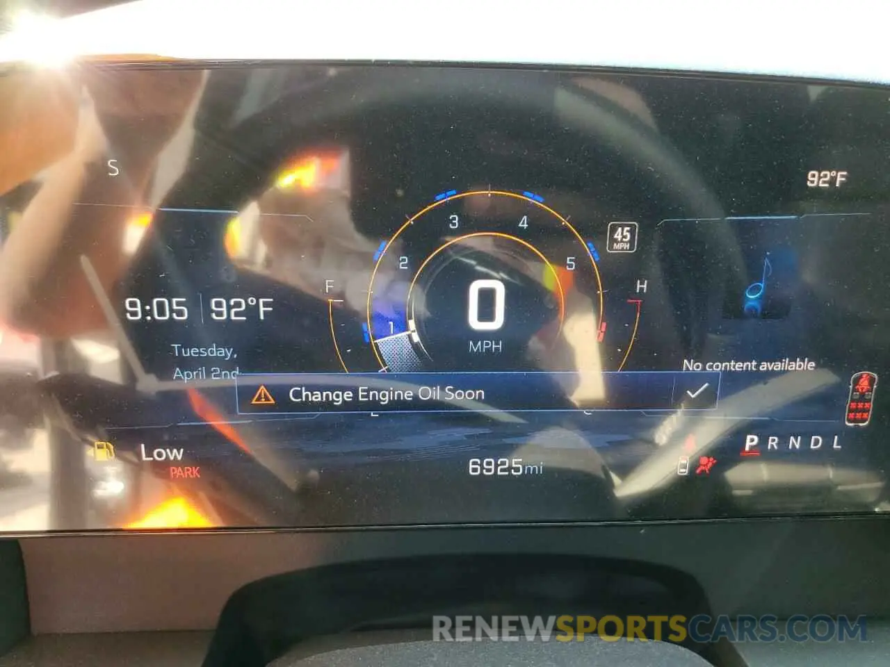 9 Photograph of a damaged car 1GNEREKS1RJ201895 CHEVROLET TRAVERSE 2024