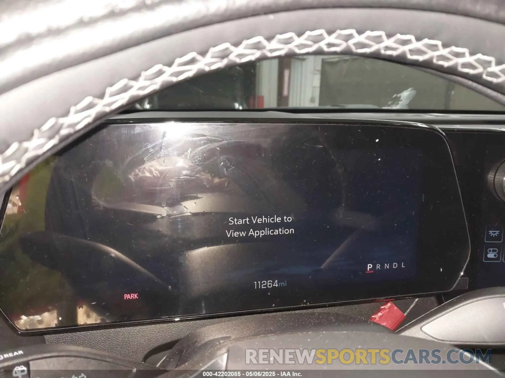 7 Photograph of a damaged car 1GNEREKS5RJ238187 CHEVROLET TRAVERSE 2024