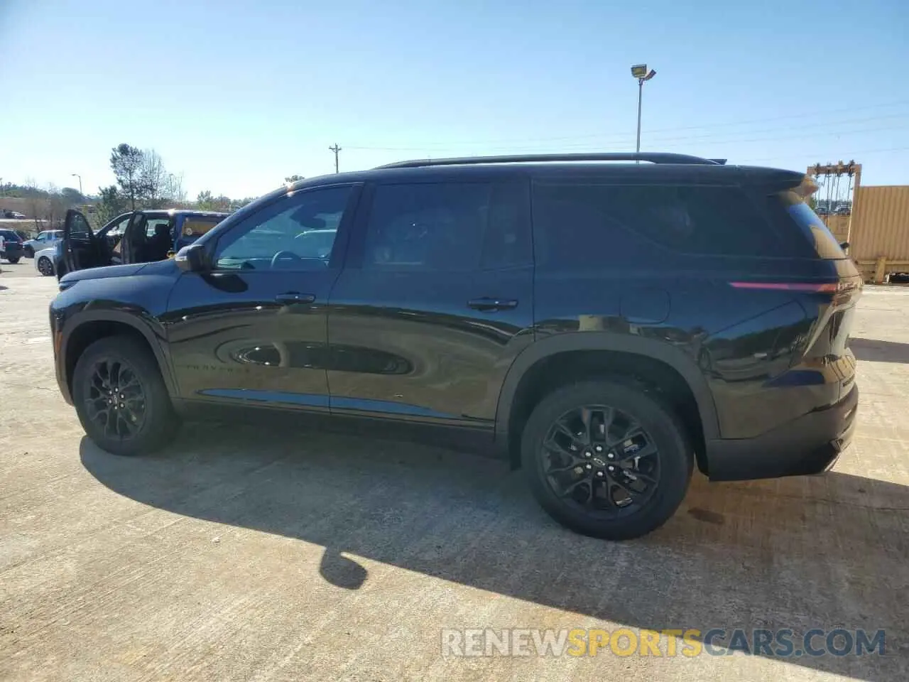 2 Photograph of a damaged car 1GNERGKS0RJ197690 CHEVROLET TRAVERSE 2024