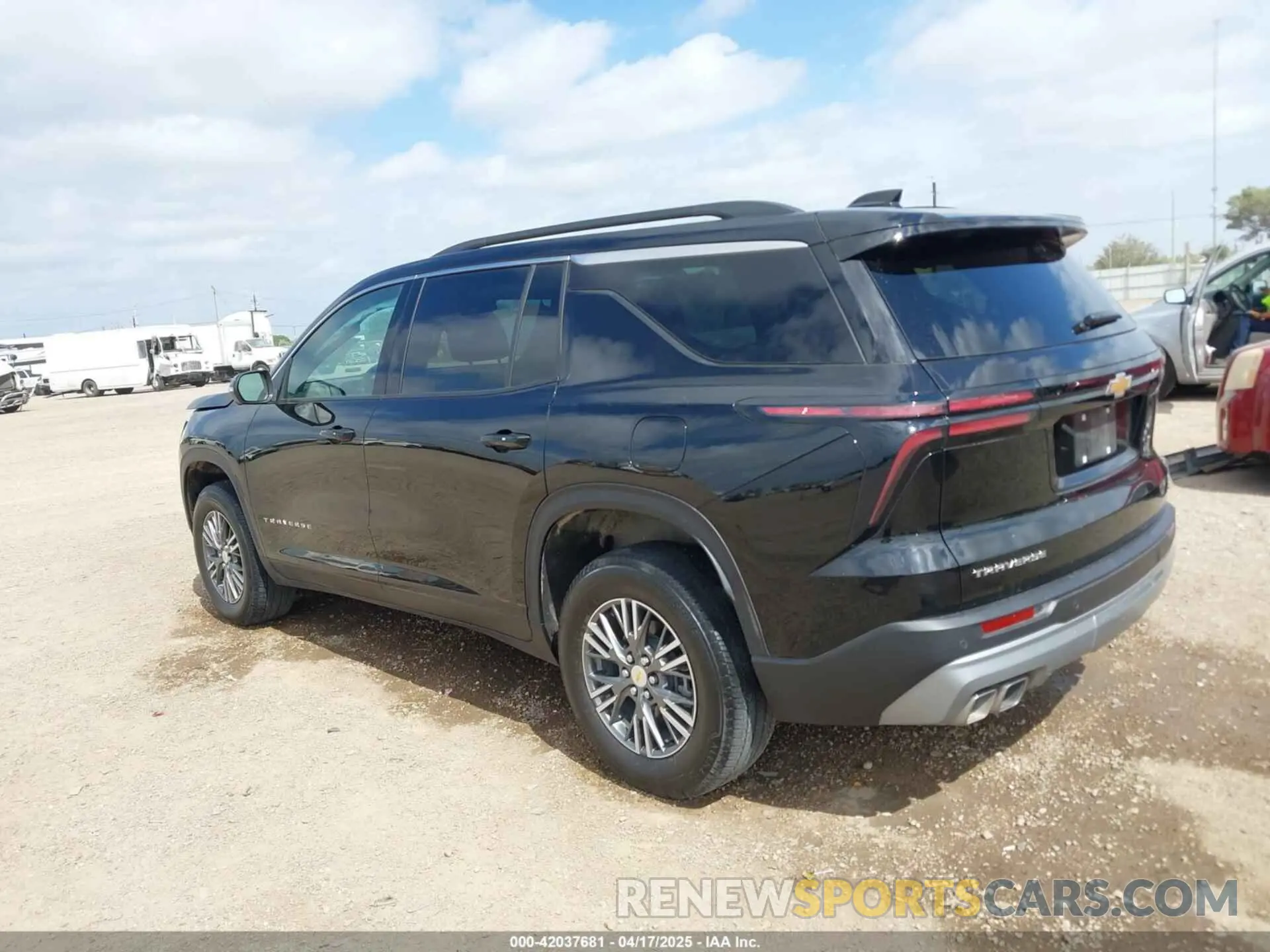 14 Фотография поврежденного автомобиля 1GNERGKS1RJ199710 CHEVROLET TRAVERSE 2024