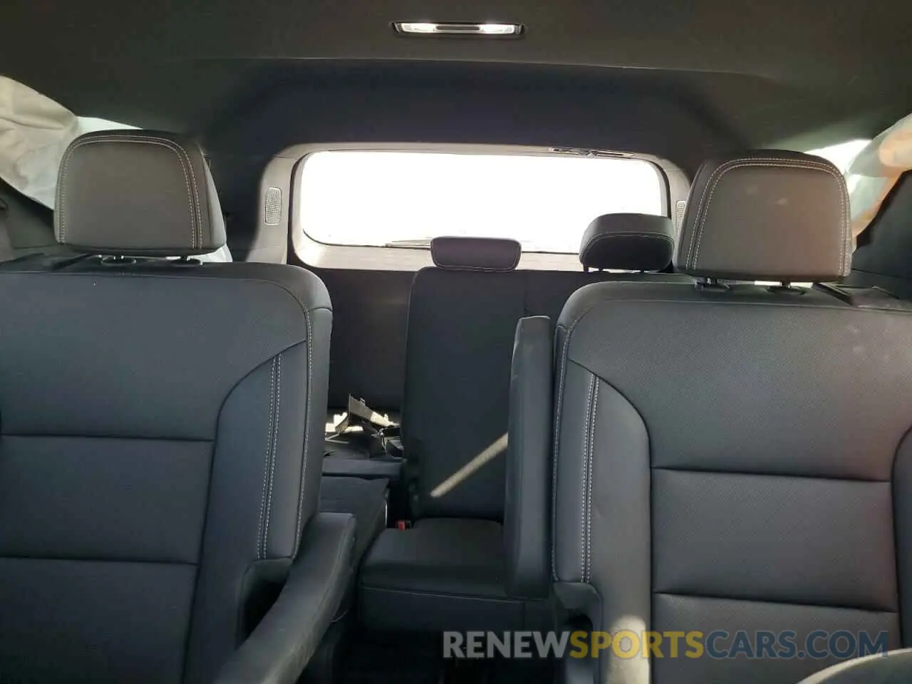 10 Photograph of a damaged car 1GNERGKS6RJ172793 CHEVROLET TRAVERSE 2024