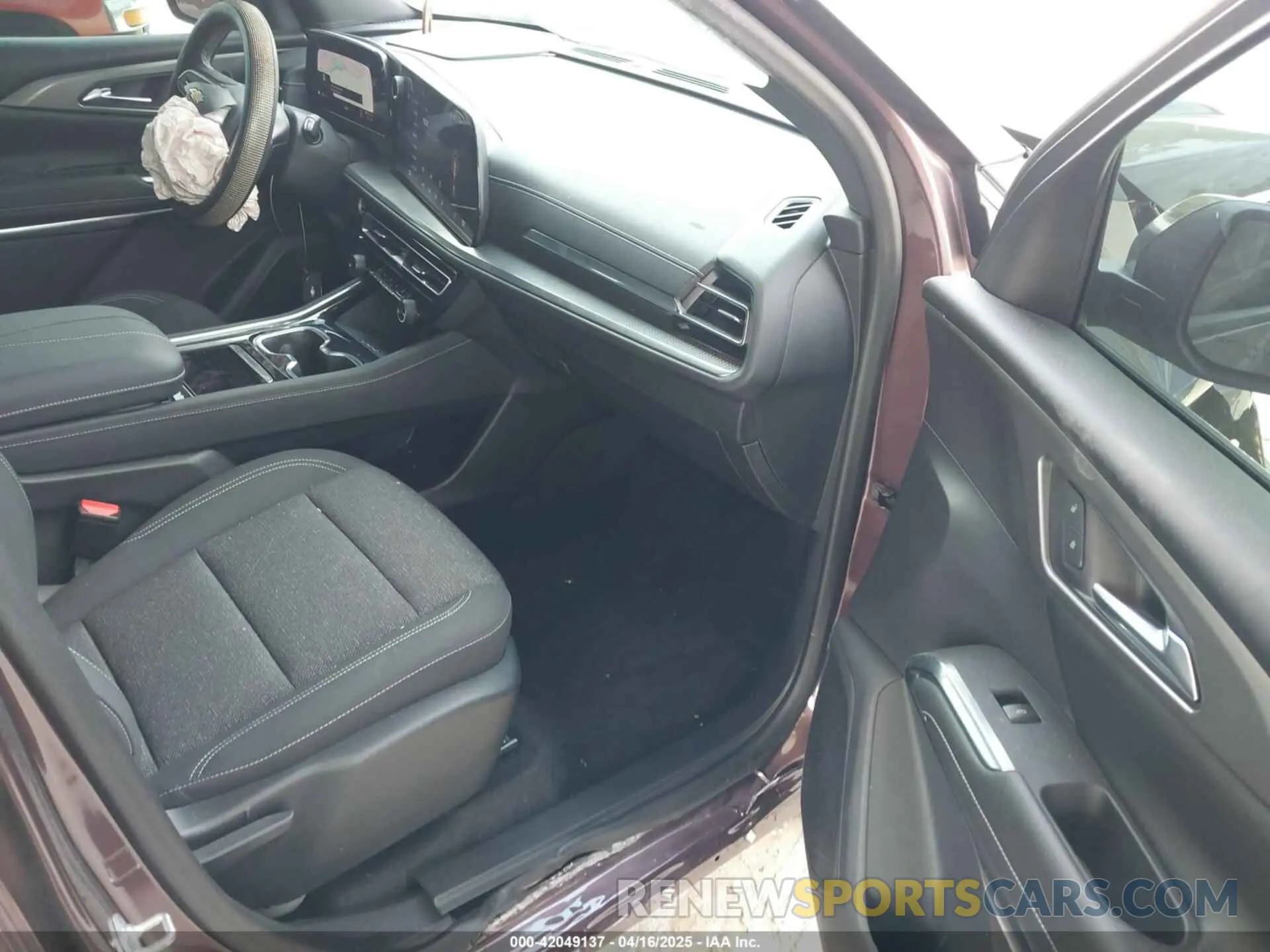 5 Фотография поврежденного автомобиля 1GNERGKS7RJ143173 CHEVROLET TRAVERSE 2024