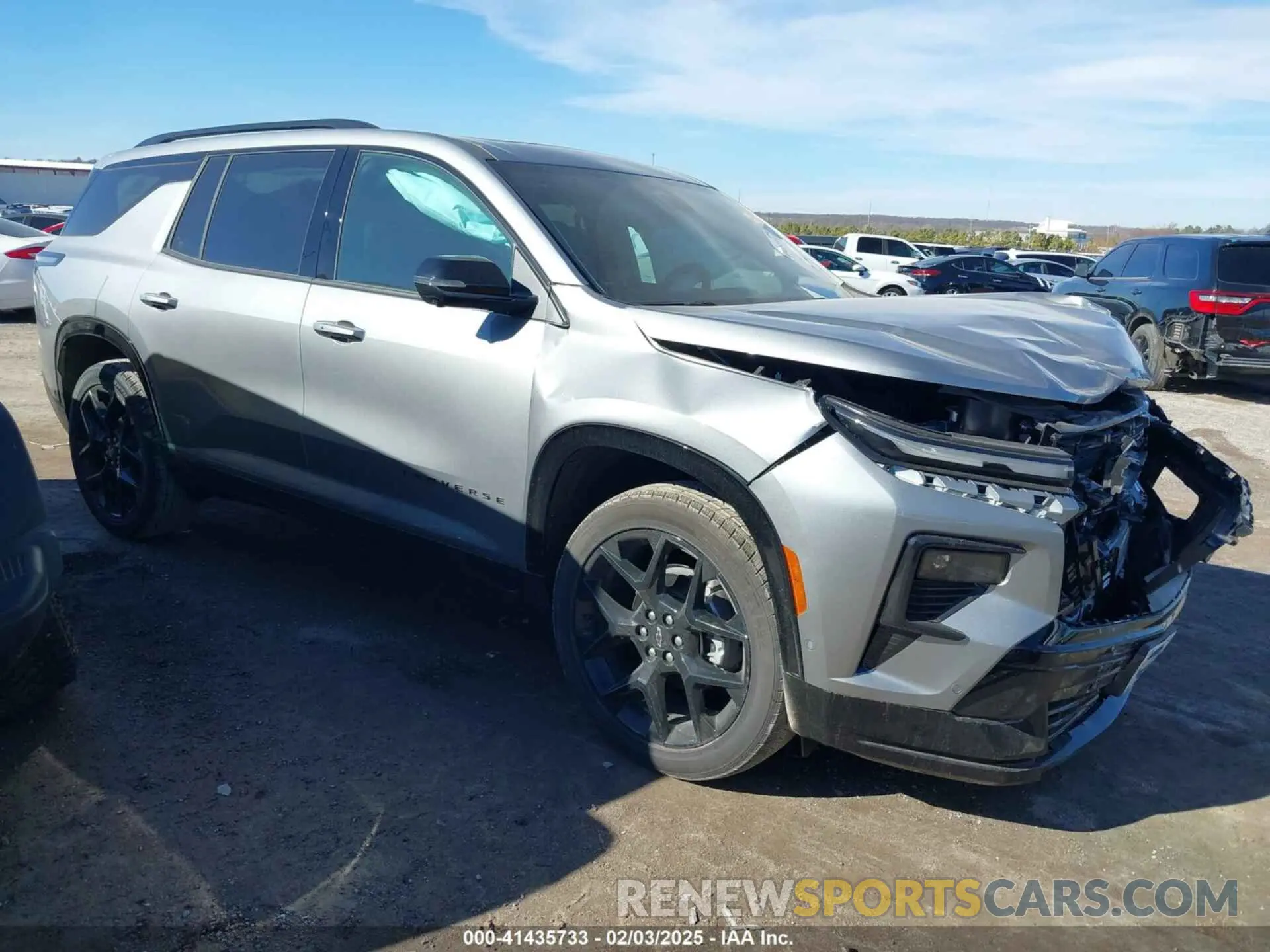1 Photograph of a damaged car 1GNERLKS7RJ245971 CHEVROLET TRAVERSE 2024