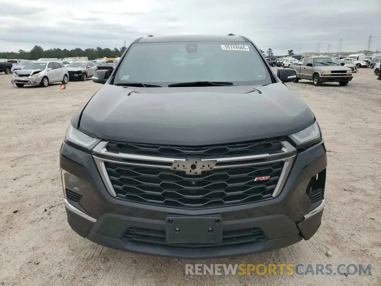 5 Photograph of a damaged car 1GNESYKW8RJ134785 CHEVROLET TRAVERSE 2024