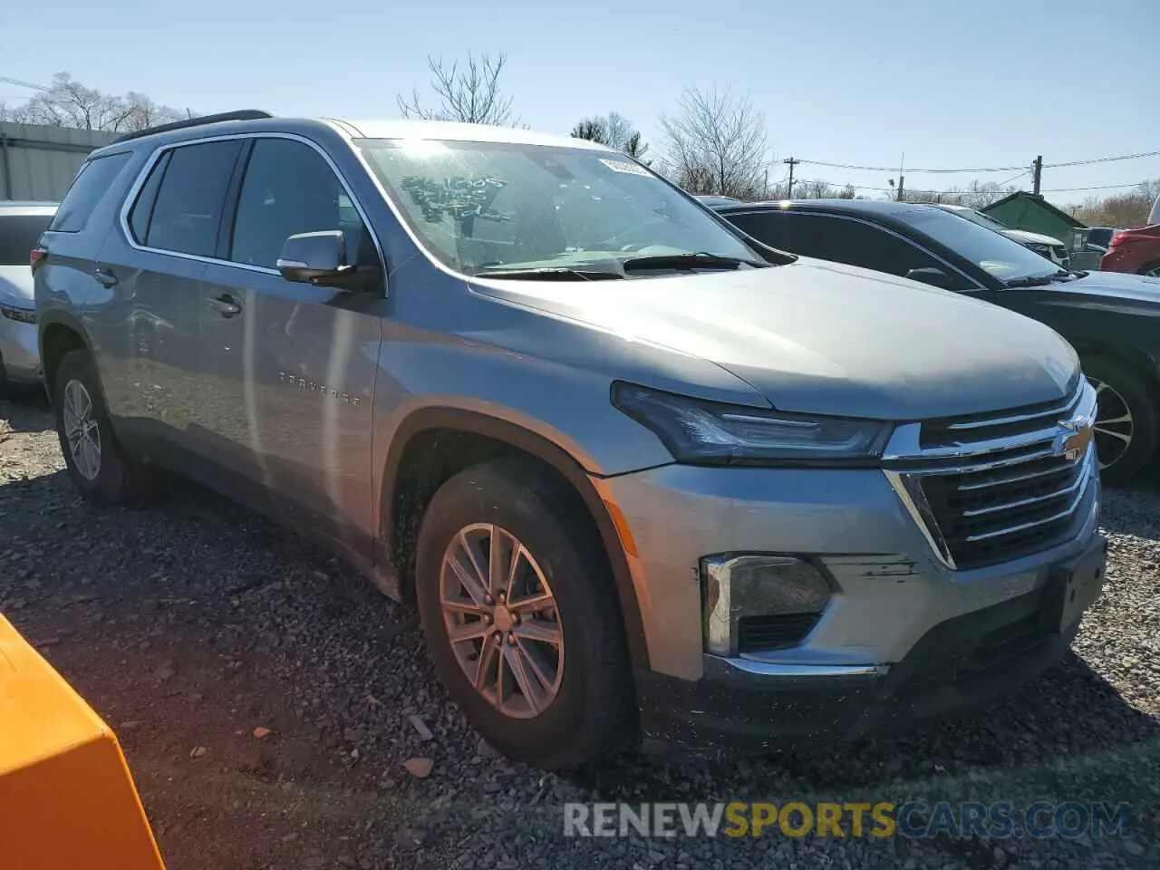 4 Photograph of a damaged car 1GNETVKW8RJ136869 CHEVROLET TRAVERSE 2024