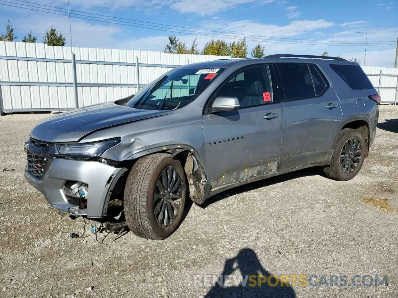 1 Фотография поврежденного автомобиля 1GNETYKW8RJ135383 CHEVROLET TRAVERSE 2024