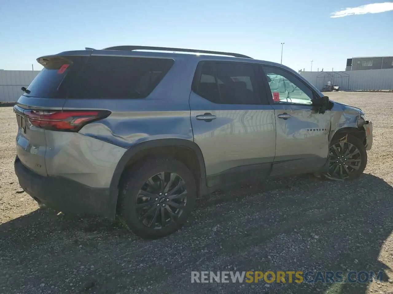 3 Фотография поврежденного автомобиля 1GNETYKW8RJ135383 CHEVROLET TRAVERSE 2024
