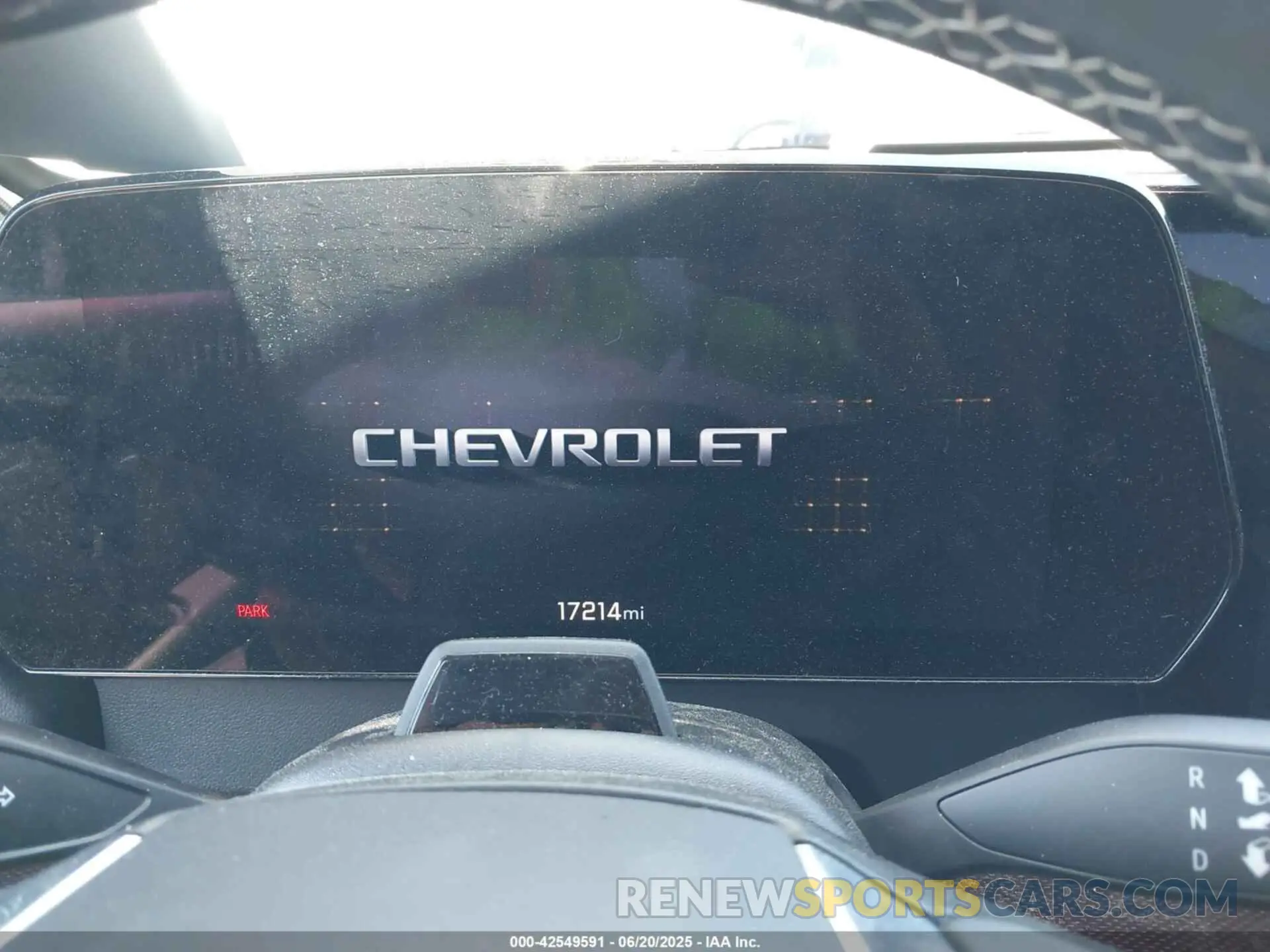 7 Photograph of a damaged car 1GNEVJKS0RJ143833 CHEVROLET TRAVERSE 2024