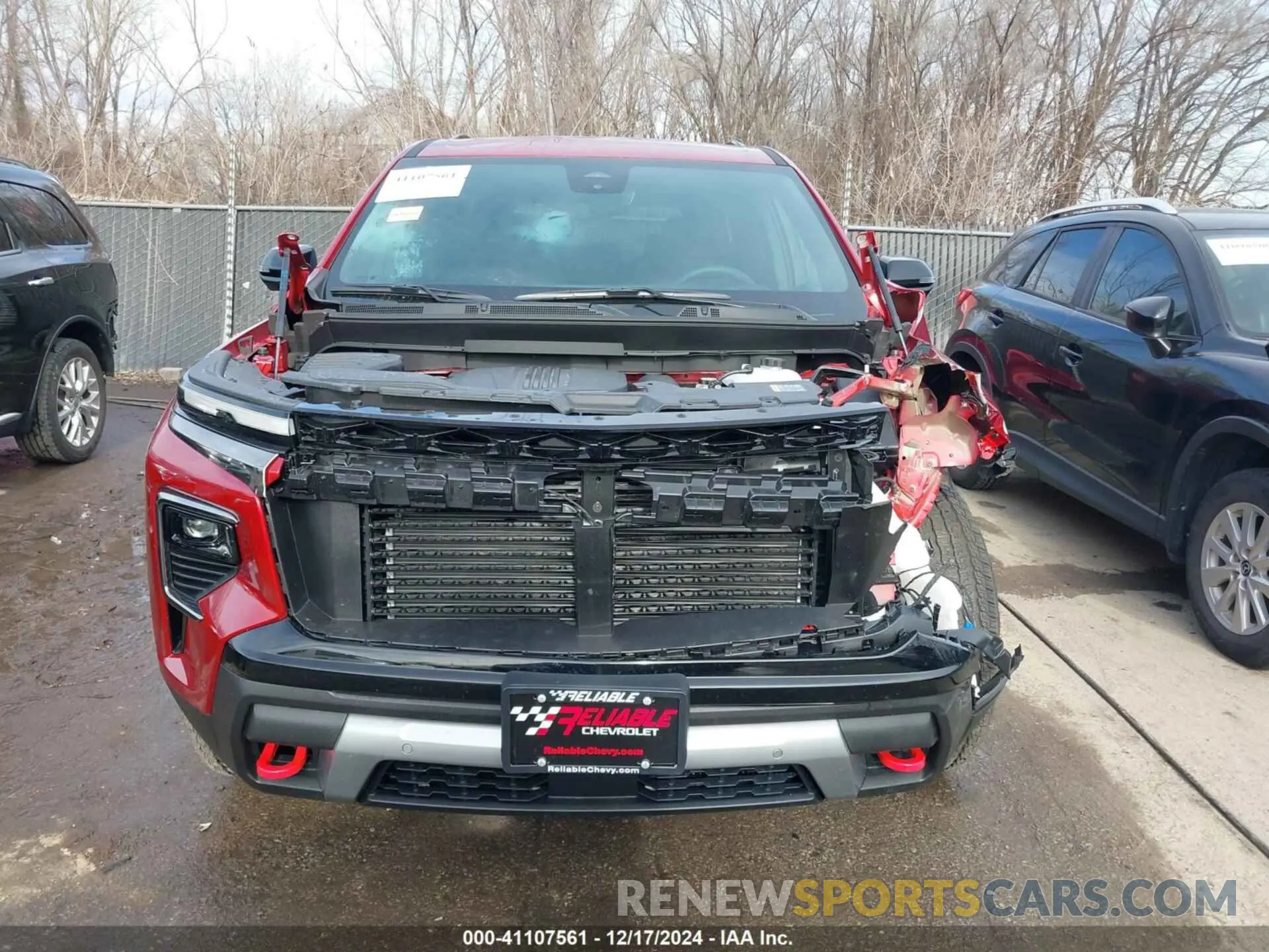13 Фотография поврежденного автомобиля 1GNEVJKS2RJ237115 CHEVROLET TRAVERSE 2024