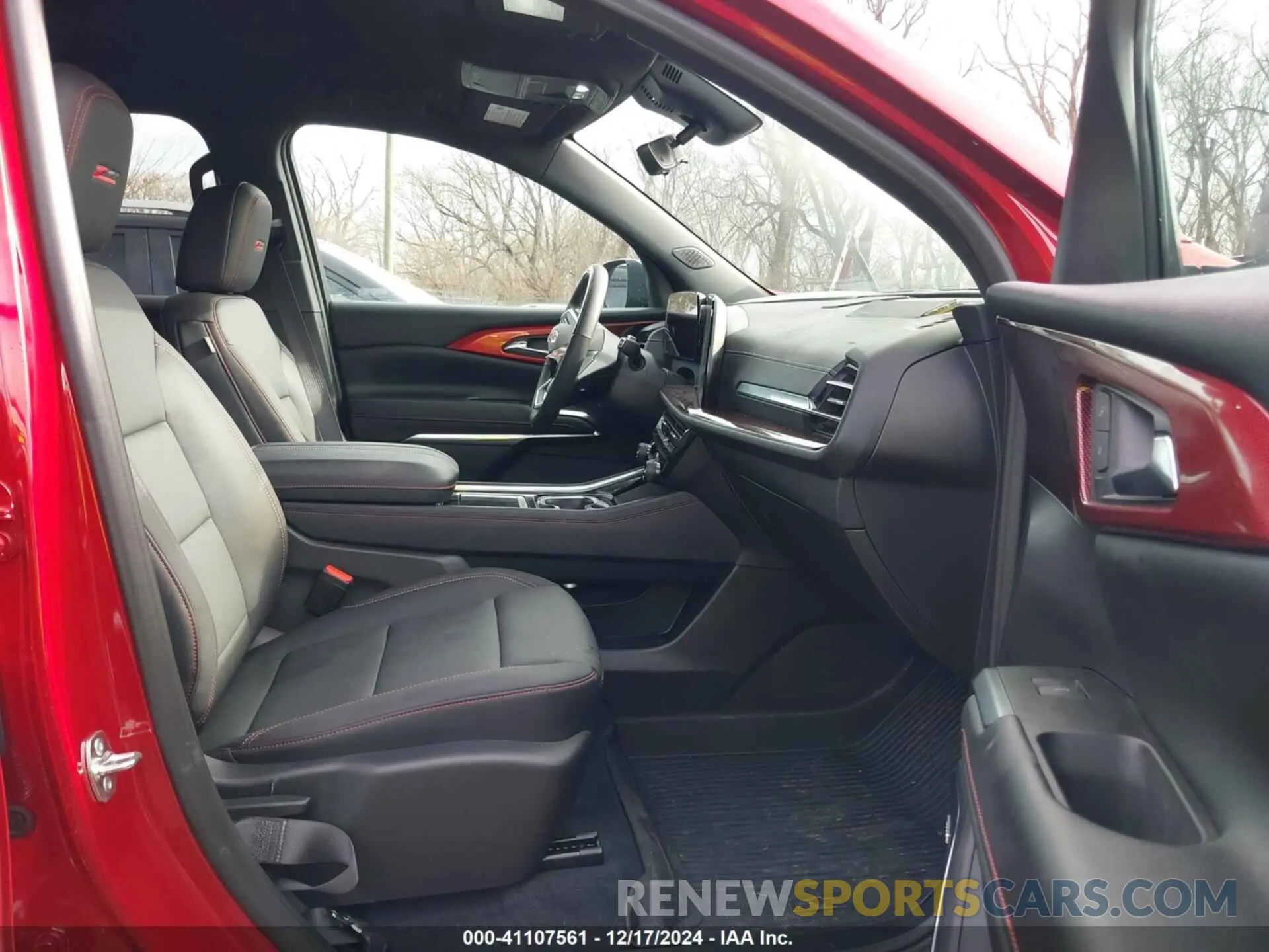 5 Фотография поврежденного автомобиля 1GNEVJKS2RJ237115 CHEVROLET TRAVERSE 2024