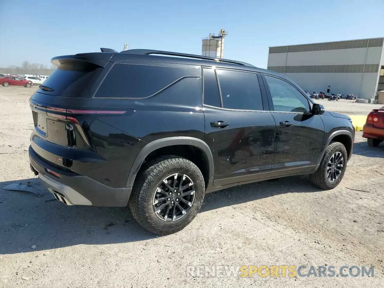 3 Photograph of a damaged car 1GNEVJKS5RJ146498 CHEVROLET TRAVERSE 2024