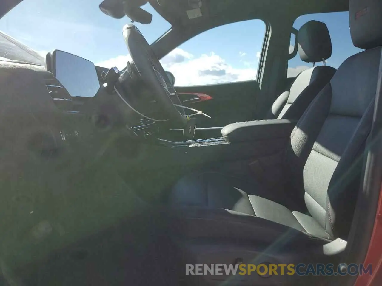 7 Photograph of a damaged car 1GNEVJKSXRJ178640 CHEVROLET TRAVERSE 2024