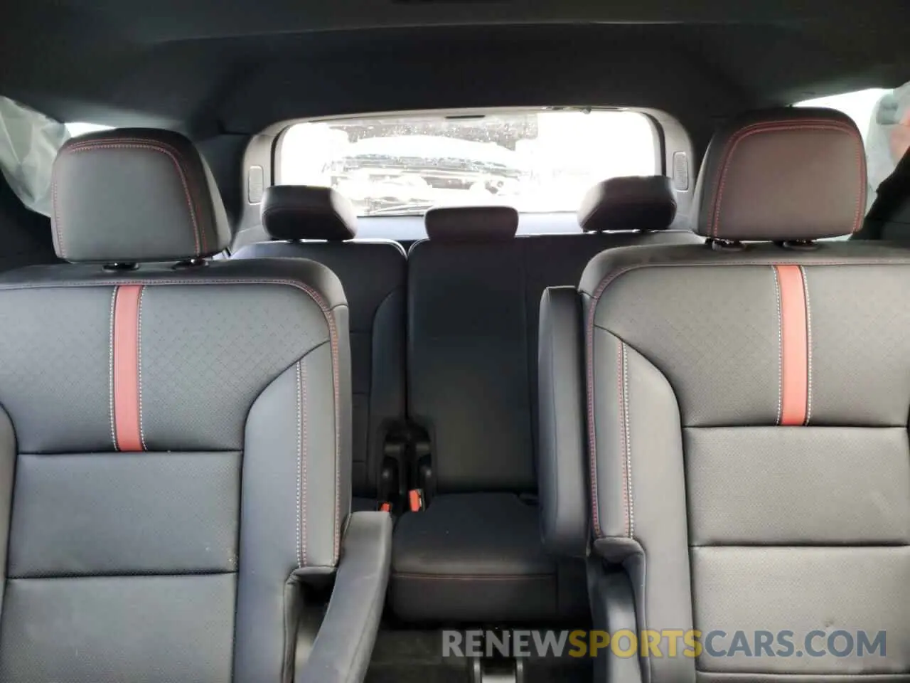 10 Фотография поврежденного автомобиля 1GNEVLKS1RJ198674 CHEVROLET TRAVERSE 2024