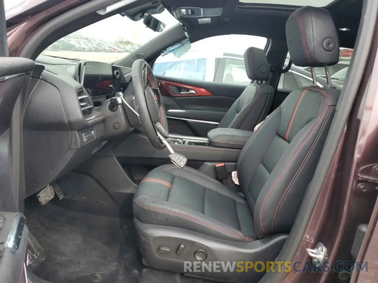 7 Фотография поврежденного автомобиля 1GNEVLKS1RJ198674 CHEVROLET TRAVERSE 2024