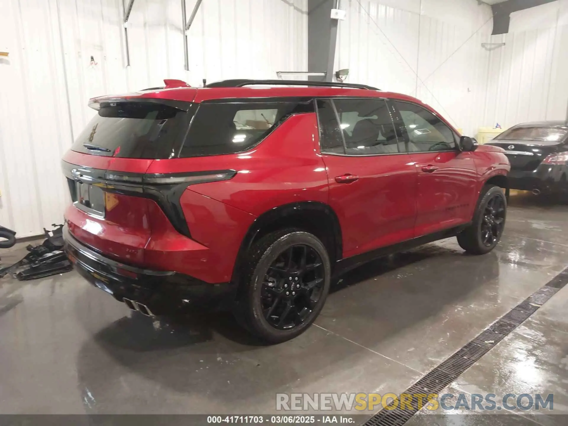 4 Фотография поврежденного автомобиля 1GNEVLKS9RJ233591 CHEVROLET TRAVERSE 2024