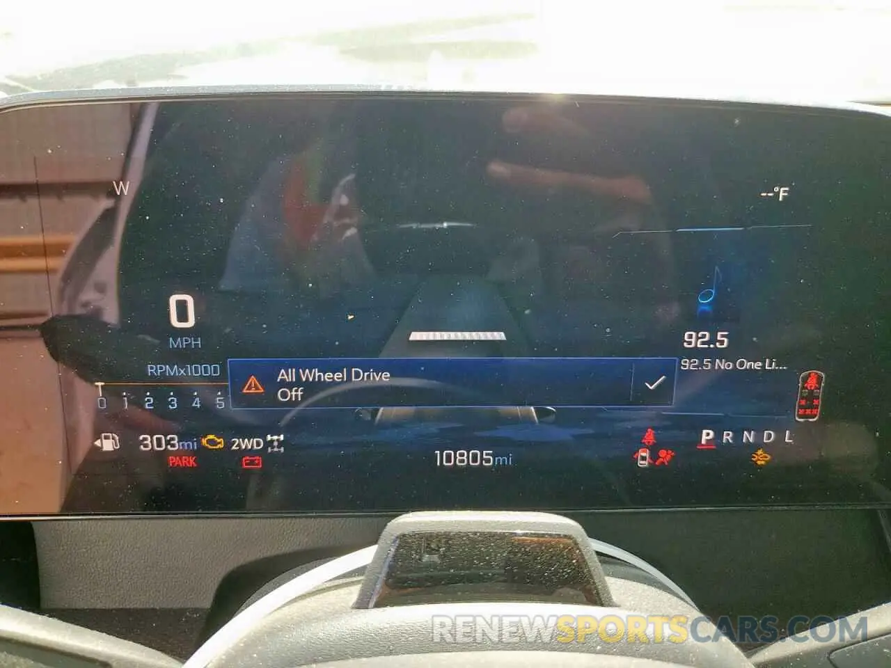 9 Photograph of a damaged car 1GNEVLKSXRJ141390 CHEVROLET TRAVERSE 2024