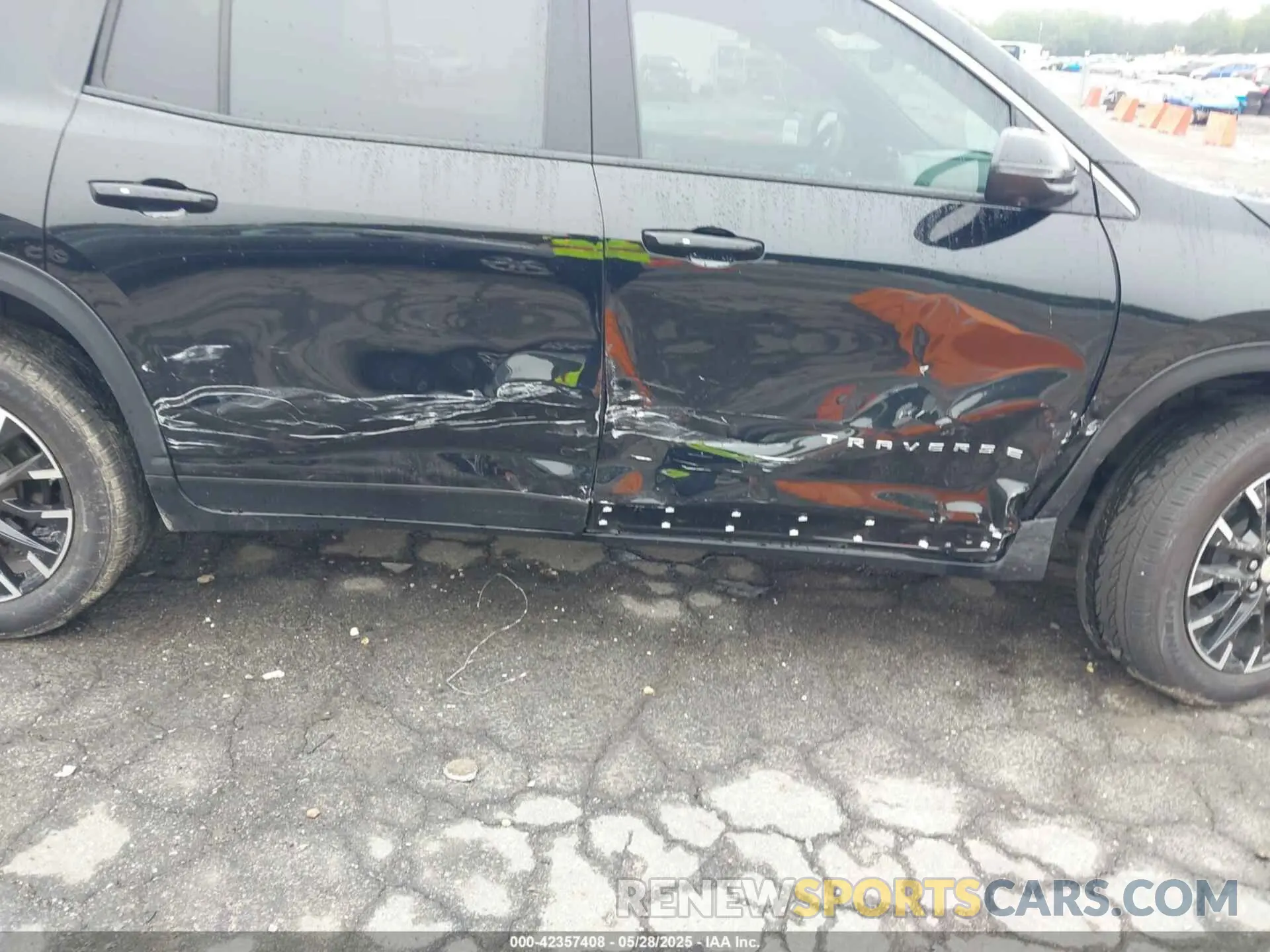 6 Фотография поврежденного автомобиля 1GNERGRS2SJ113722 CHEVROLET TRAVERSE 2025