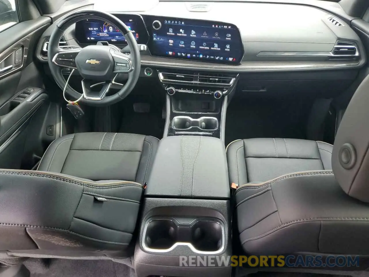 8 Photograph of a damaged car 1GNERKRS3SJ128166 CHEVROLET TRAVERSE 2025