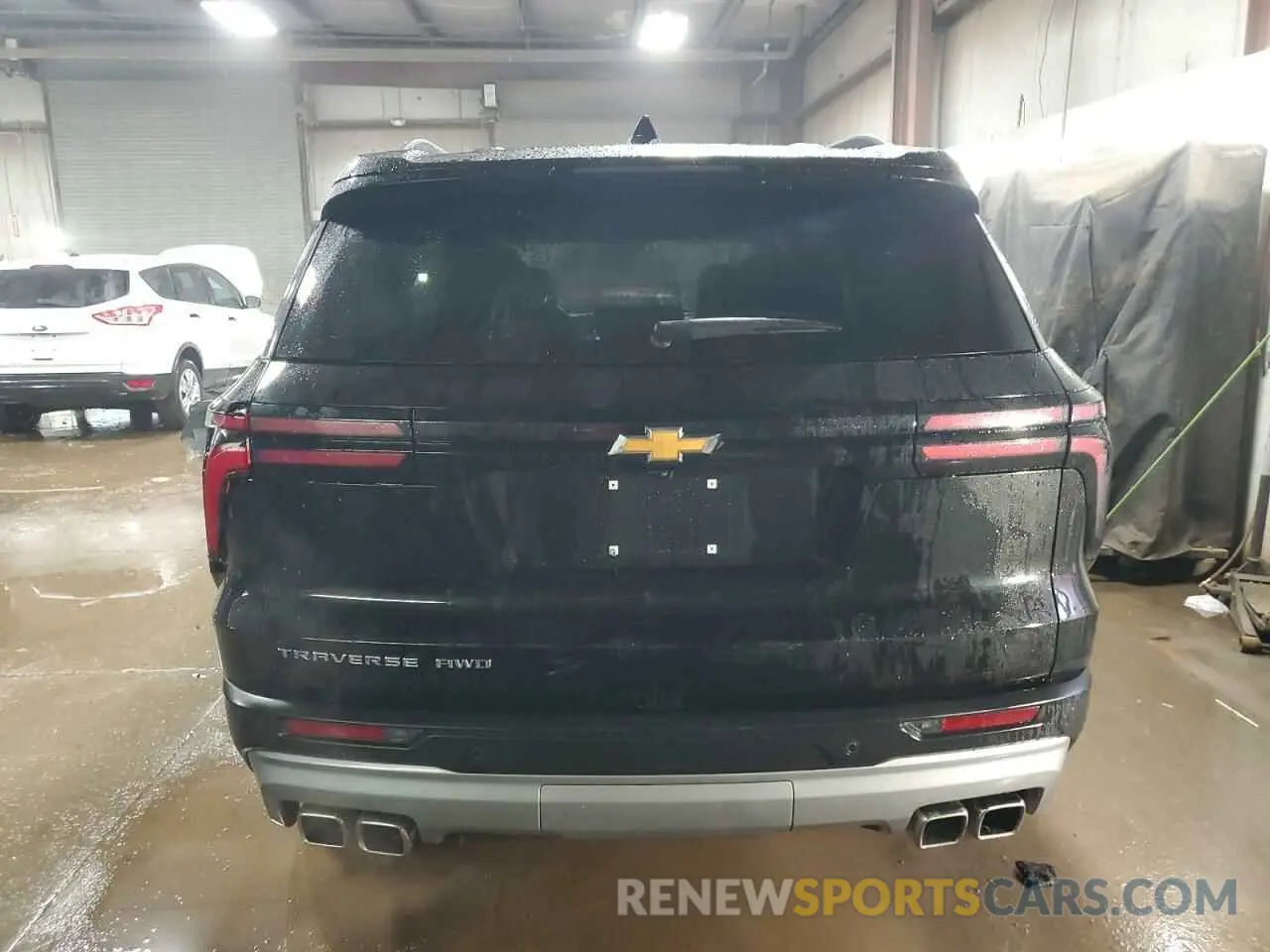 6 Photograph of a damaged car 1GNEVGRS0SJ157780 CHEVROLET TRAVERSE 2025