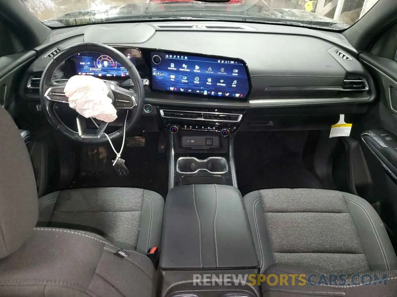 8 Photograph of a damaged car 1GNEVGRS0SJ157780 CHEVROLET TRAVERSE 2025